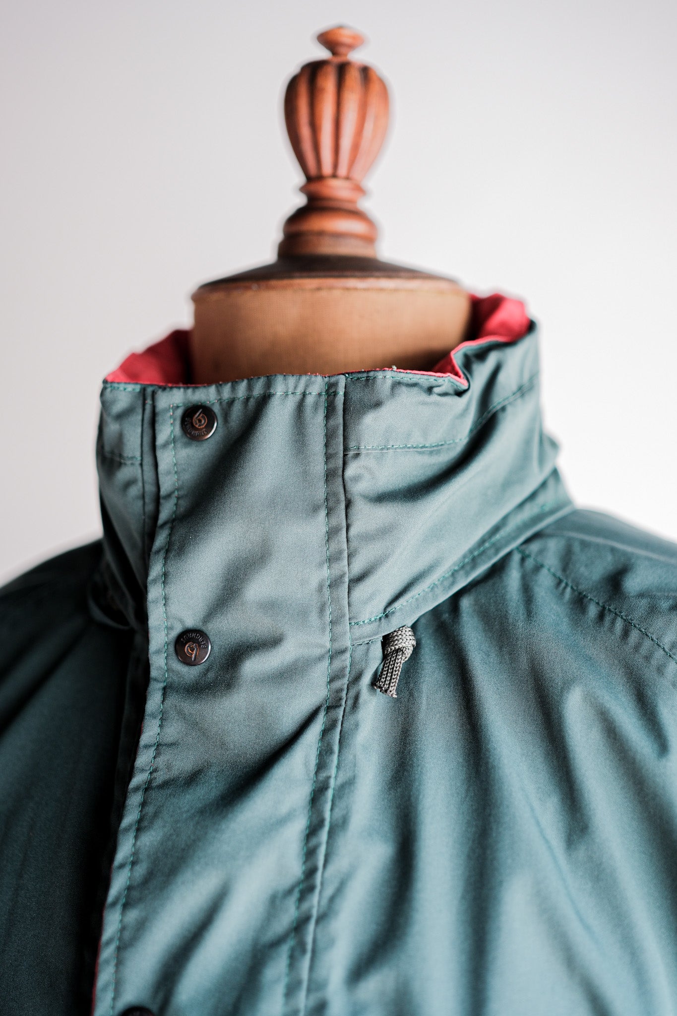 【~90's】Vintage Berghaus Nylon Hiking Jacket Size.Medium