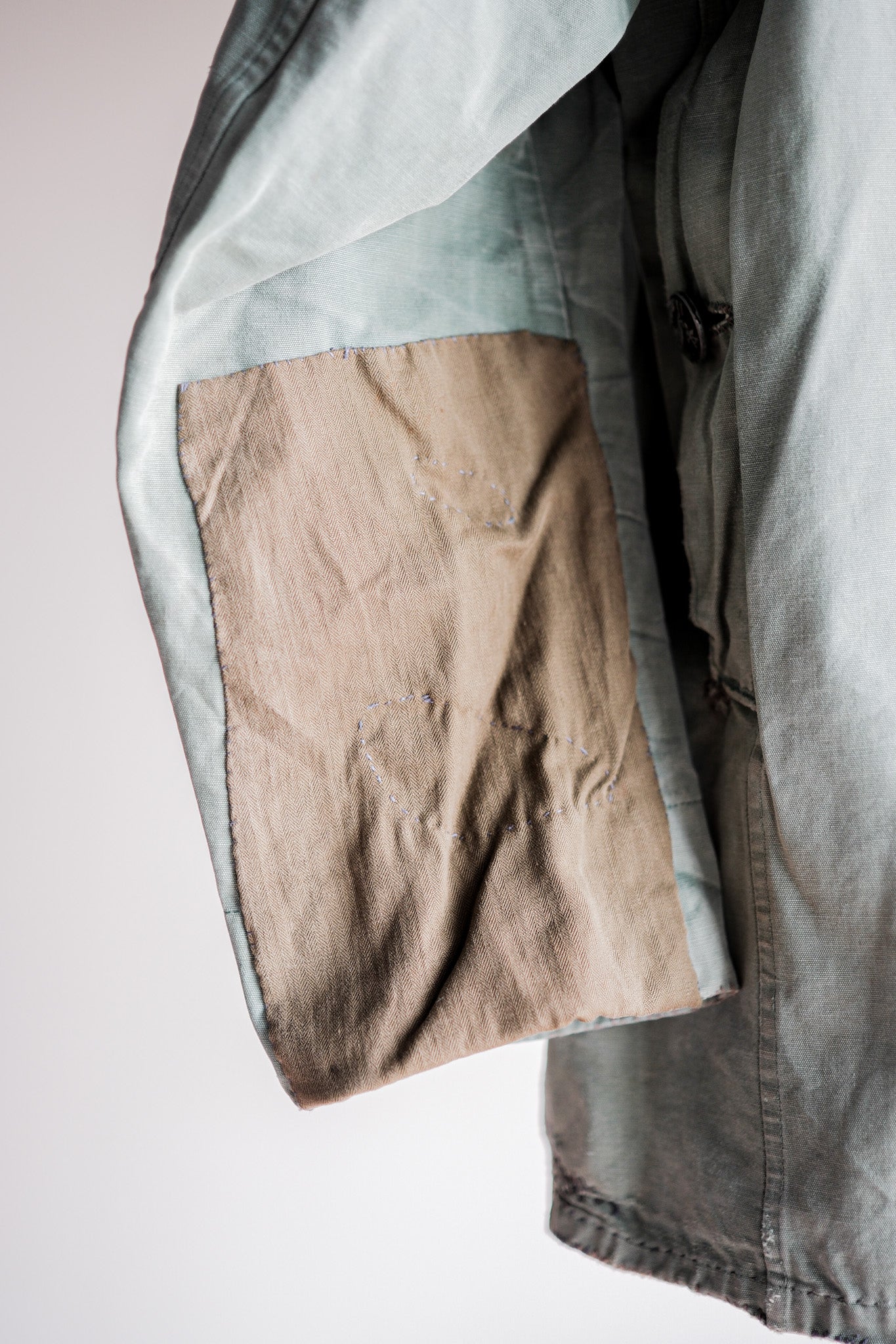 【~50's】French Vintage Green Cotton Canvas Hunting Jacket With Chin Strap "Patchwork"