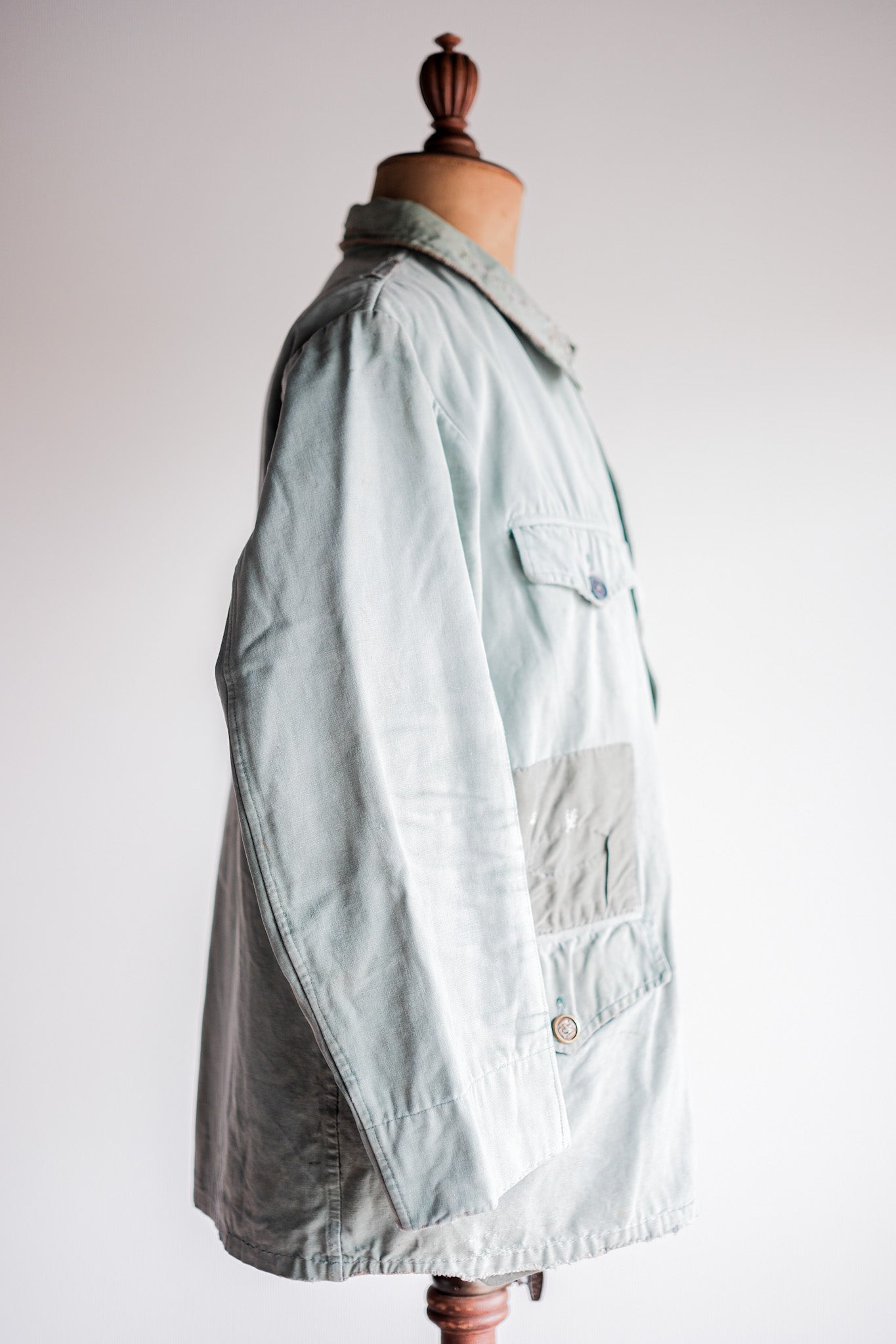 【~50's】French Vintage Green Cotton Canvas Hunting Jacket With Chin Strap "Patchwork"