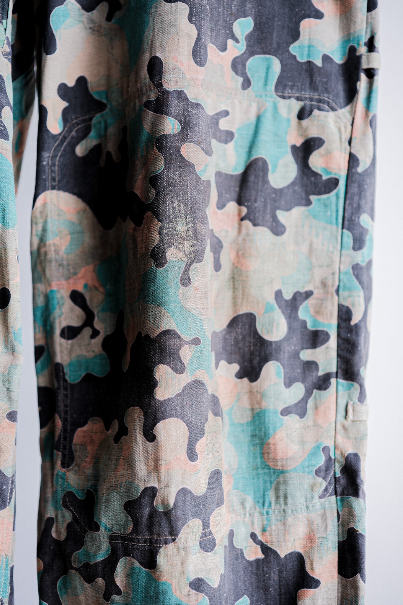 【~50's】Czechoslovakian Army Dubaky Camouflage Reversible Trousers