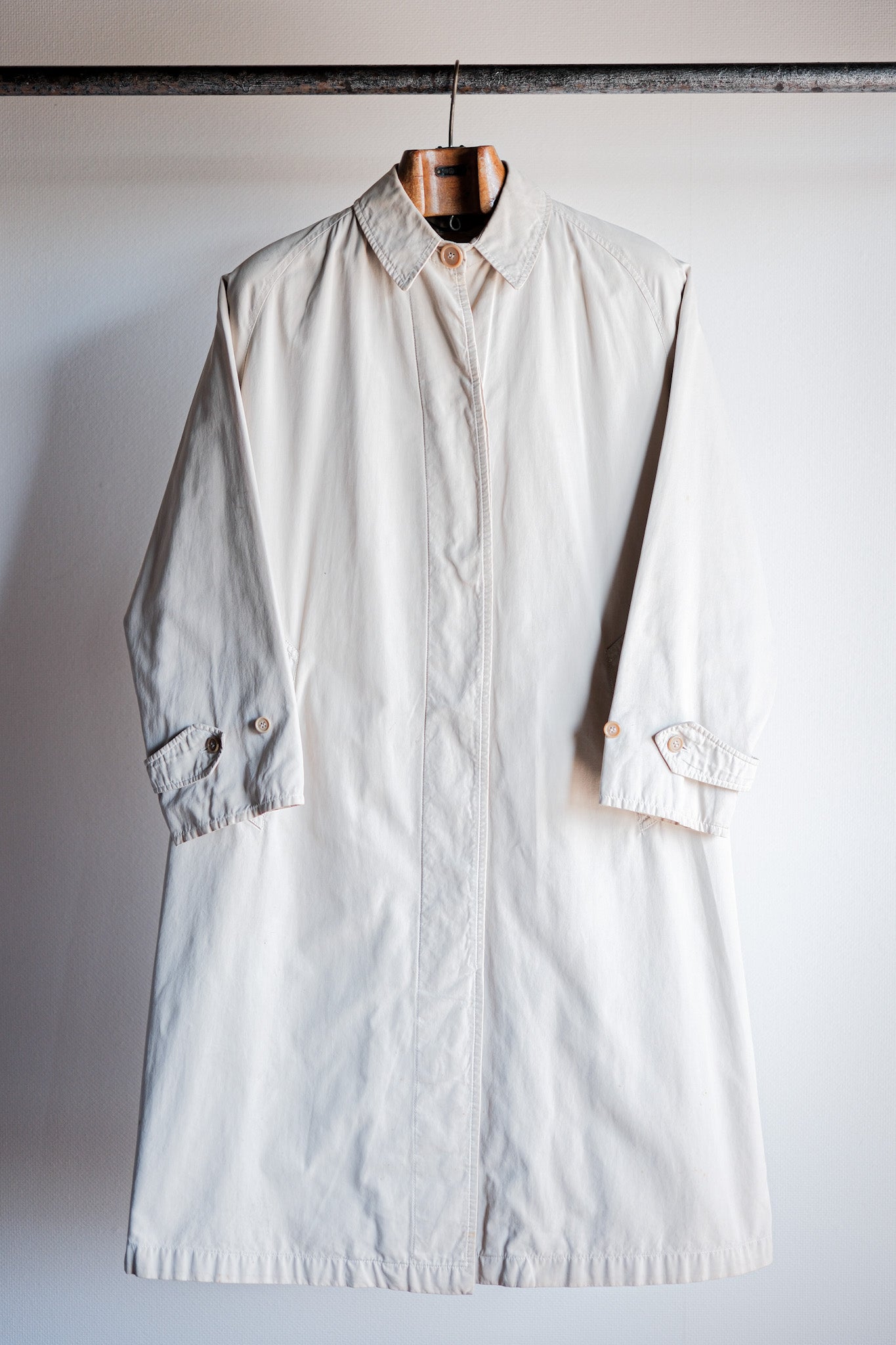 【~50's】Vintage Burberrys Single Raglan Balmacaan Coat C100 for Ladies "Made in France"