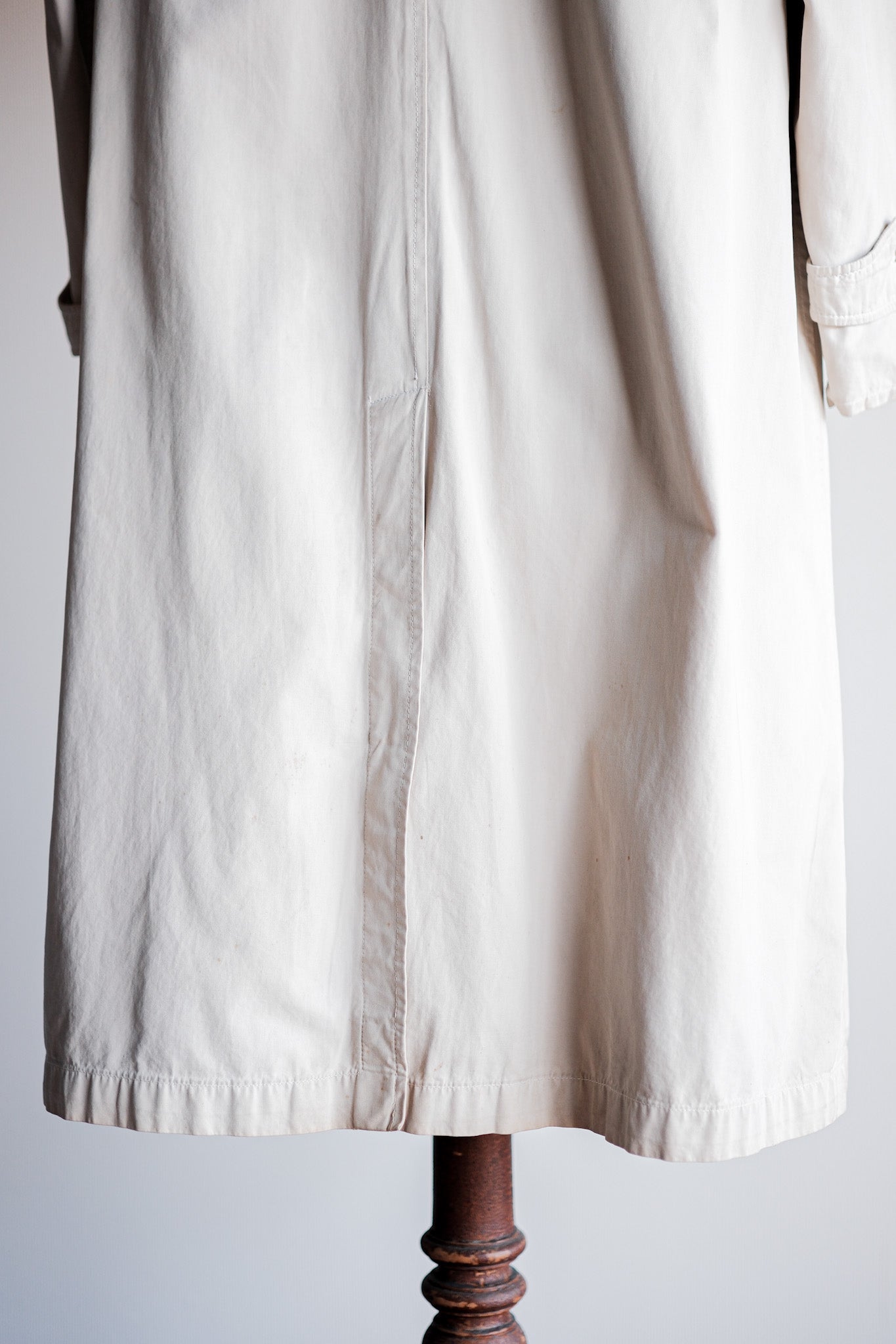 【~50's】Vintage Burberrys Single Raglan Balmacaan Coat C100 for Ladies "Made in France"