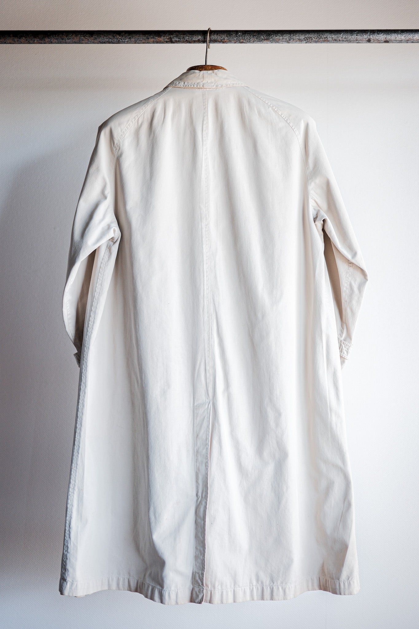 【~50's】Vintage Burberrys Single Raglan Balmacaan Coat C100 for Ladies "Made in France"