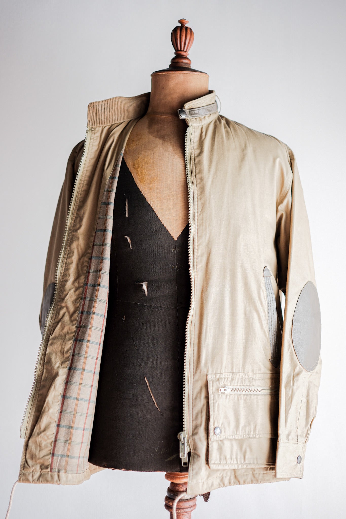 【~80's】French Vintage Hunting Jacket Size.46 "L'ESQUIMAU INTERNATIONAL"