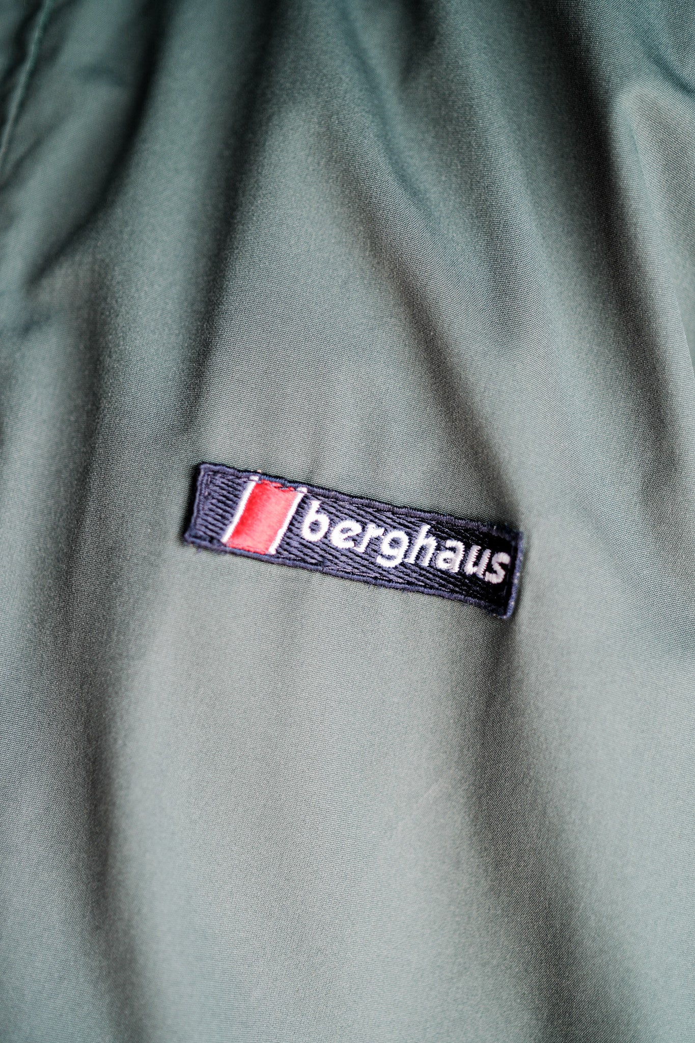【~90's】Vintage Berghaus Nylon Hiking Jacket Size.Medium