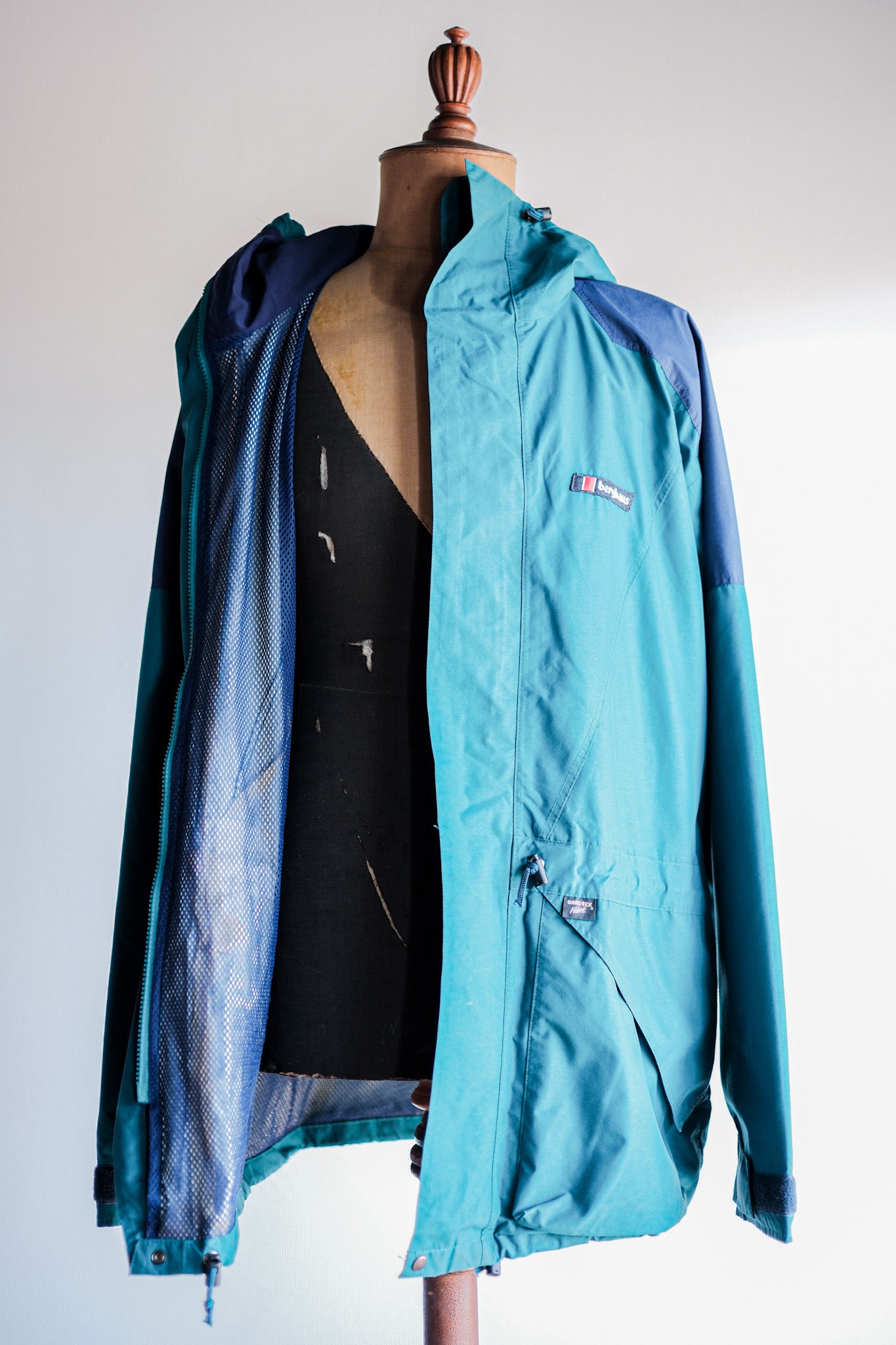 【~90's】Vintage Berghaus GORE-TEX Mountain Parka