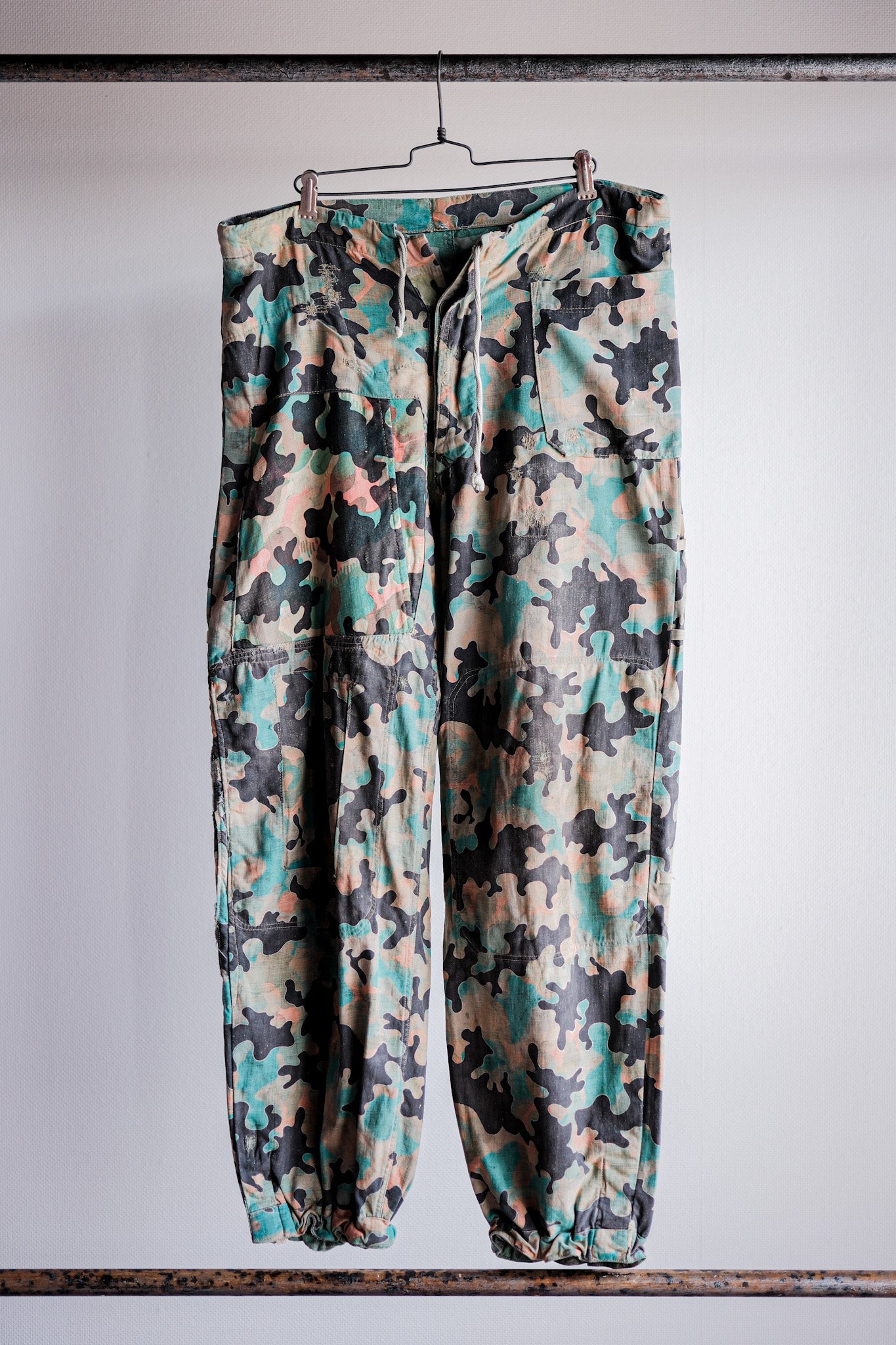 【~50's】Czechoslovakian Army Dubaky Camouflage Reversible Trousers