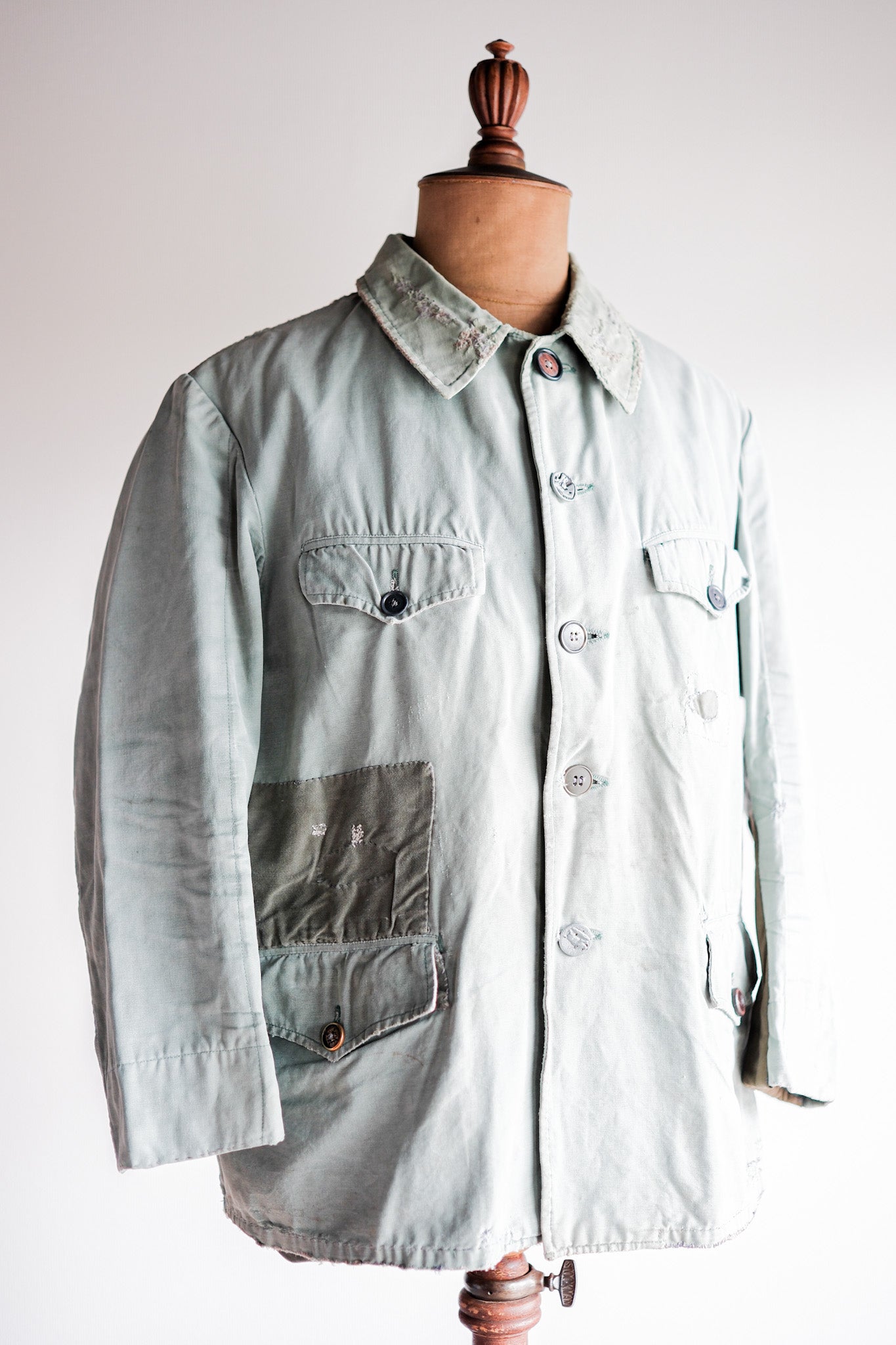 【~50's】French Vintage Green Cotton Canvas Hunting Jacket With Chin Strap "Patchwork"