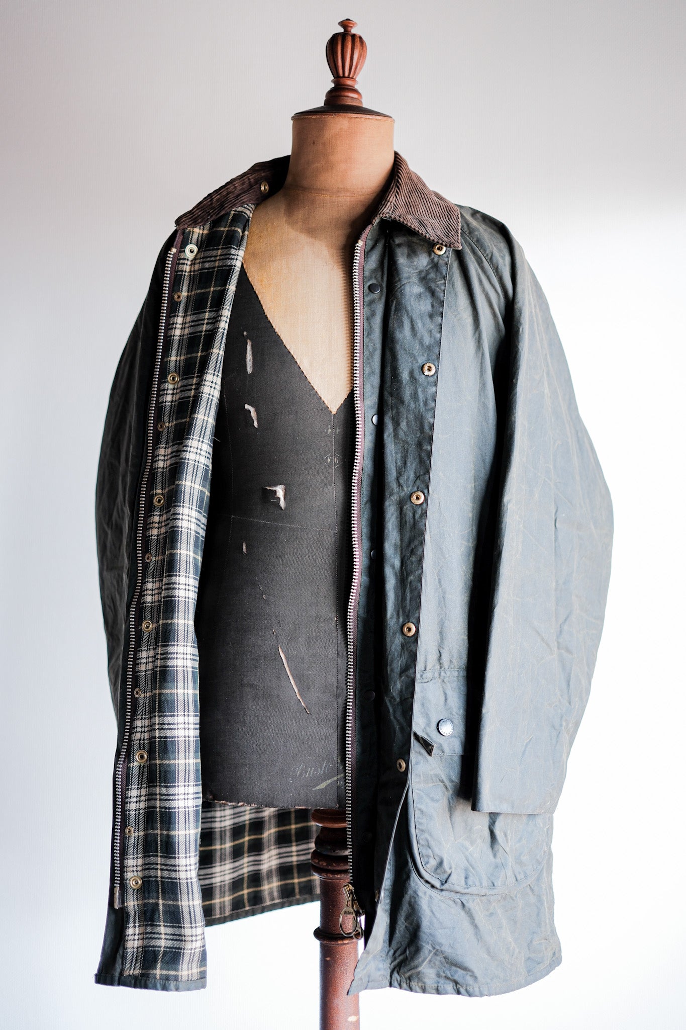【~90’s】Vintage Barbour "GAMEFAIR" 3 Crest Size.42