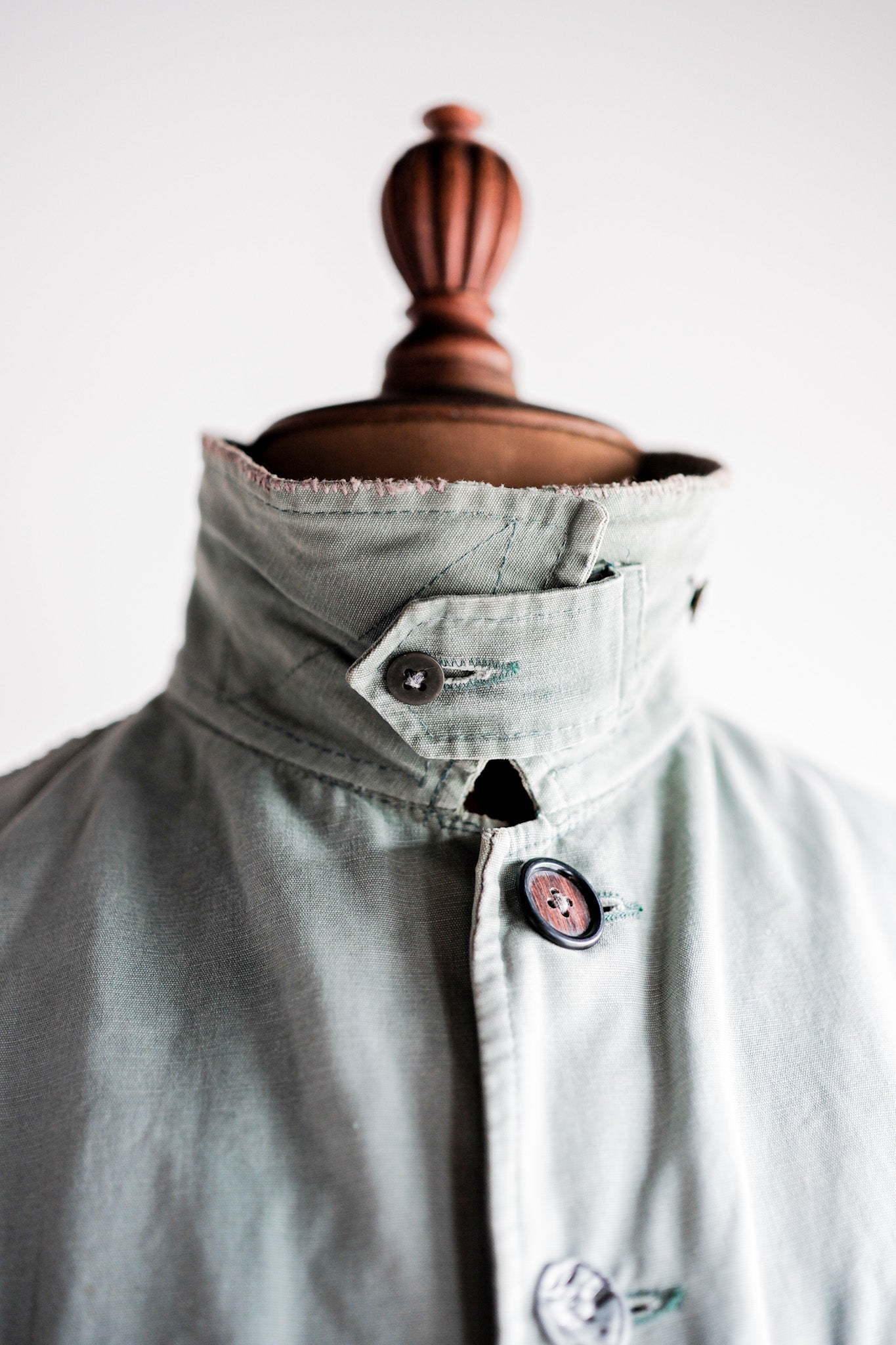 【~50's】French Vintage Green Cotton Canvas Hunting Jacket With Chin Strap "Patchwork"