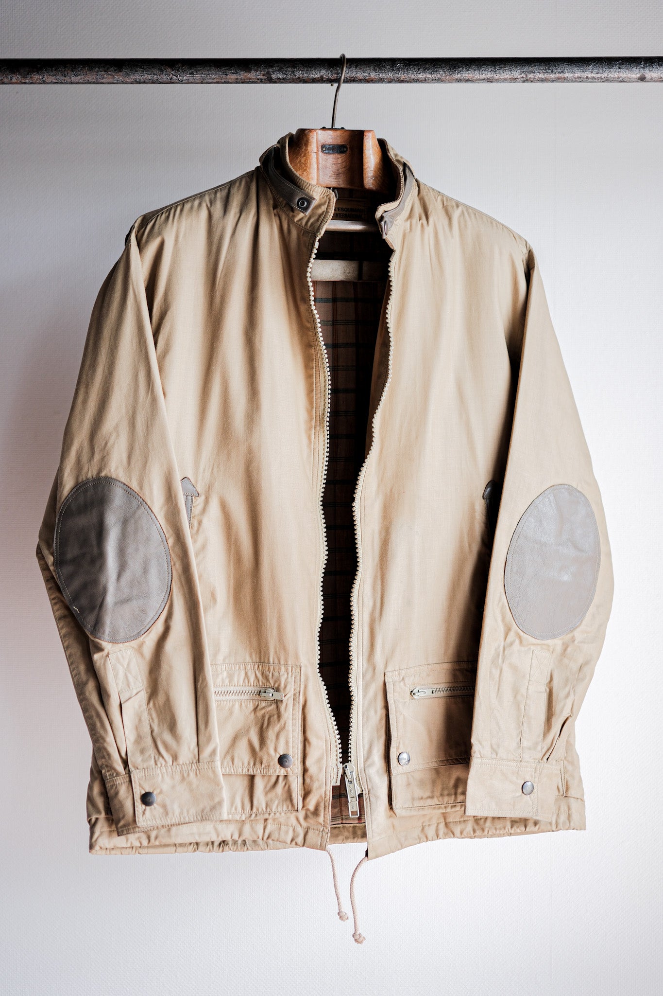 【~80's】French Vintage Hunting Jacket Size.46 "L'ESQUIMAU INTERNATIONAL"