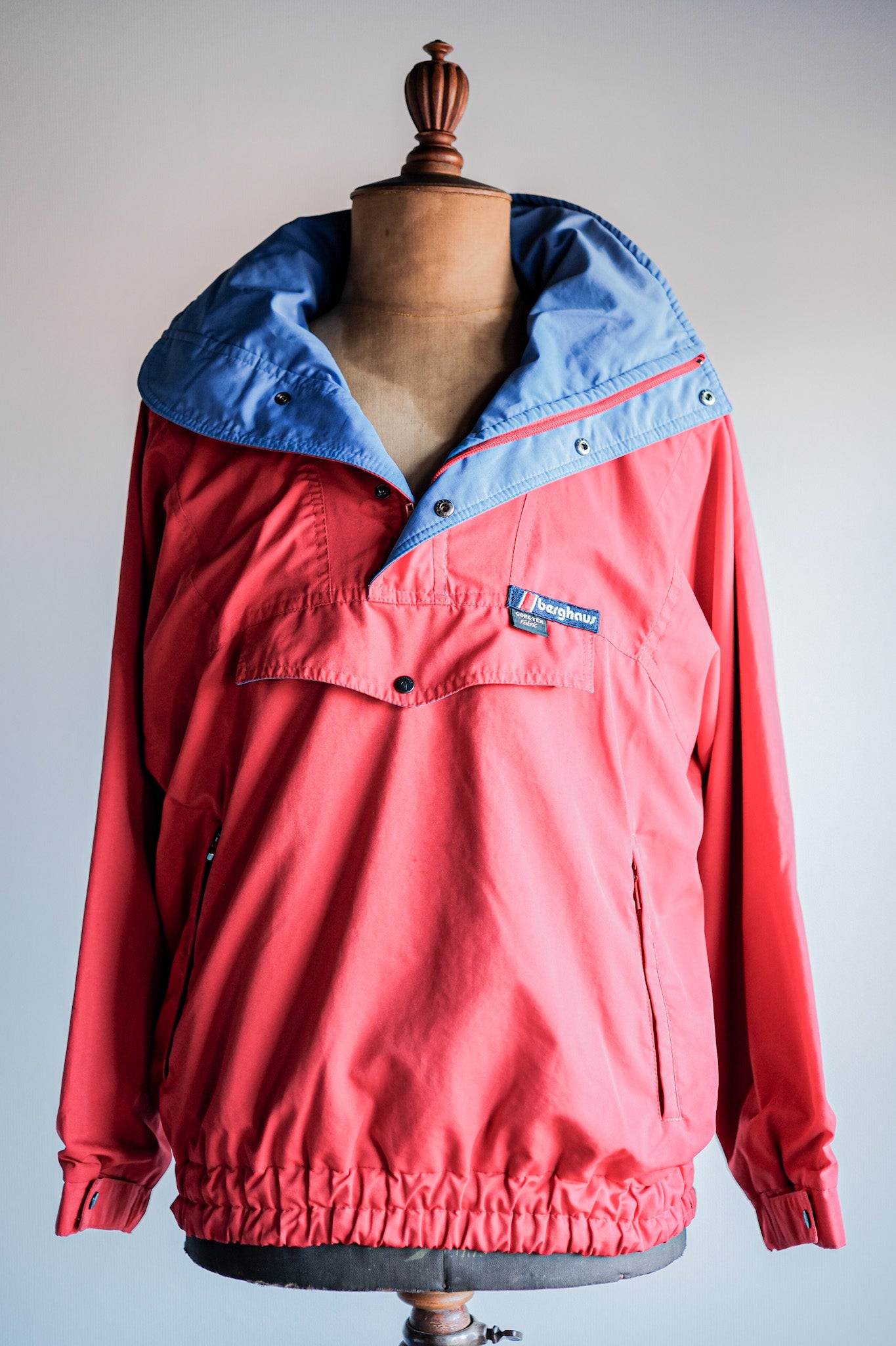 【~90's】Vintage Berghaus GORE-TEX Hiking Smock