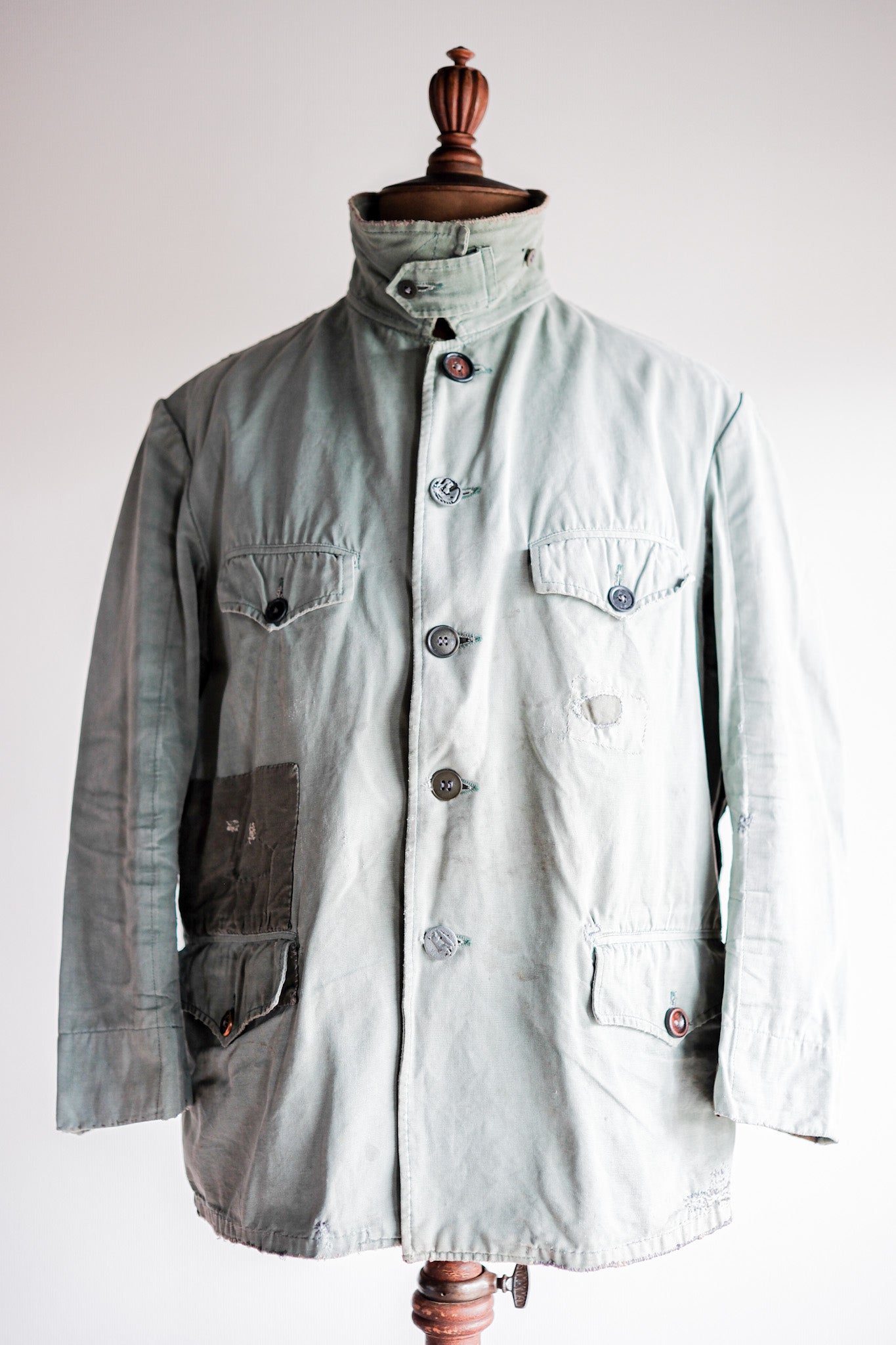 【~50's】French Vintage Green Cotton Canvas Hunting Jacket With Chin Strap "Patchwork"