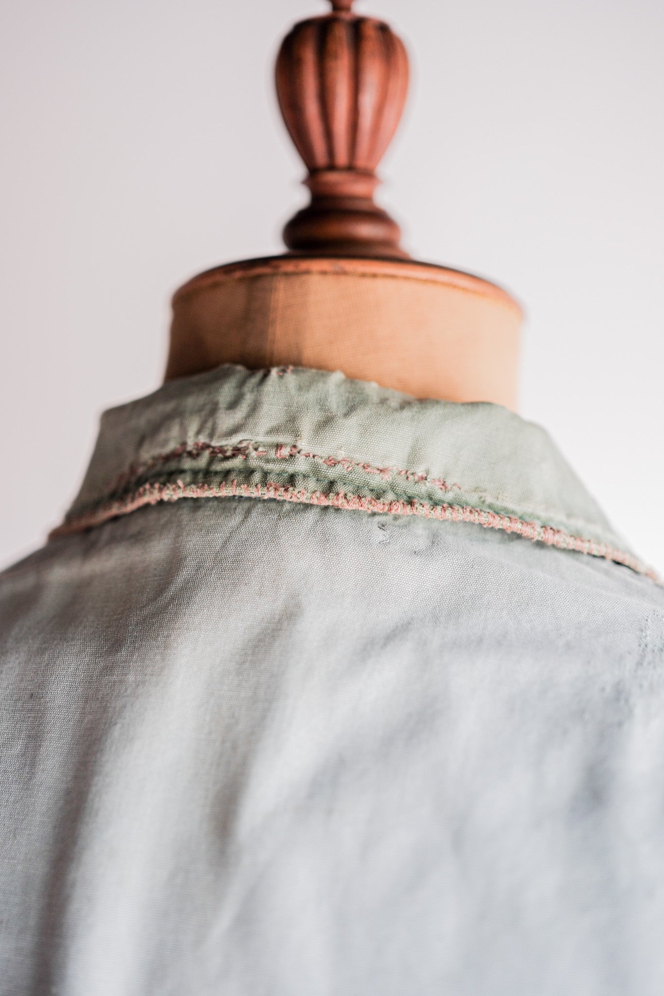 【~50's】French Vintage Green Cotton Canvas Hunting Jacket With Chin Strap "Patchwork"