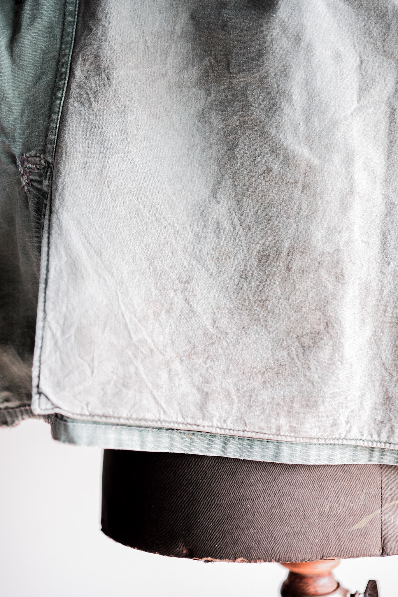 【~50's】French Vintage Green Cotton Canvas Hunting Jacket With Chin Strap "Patchwork"