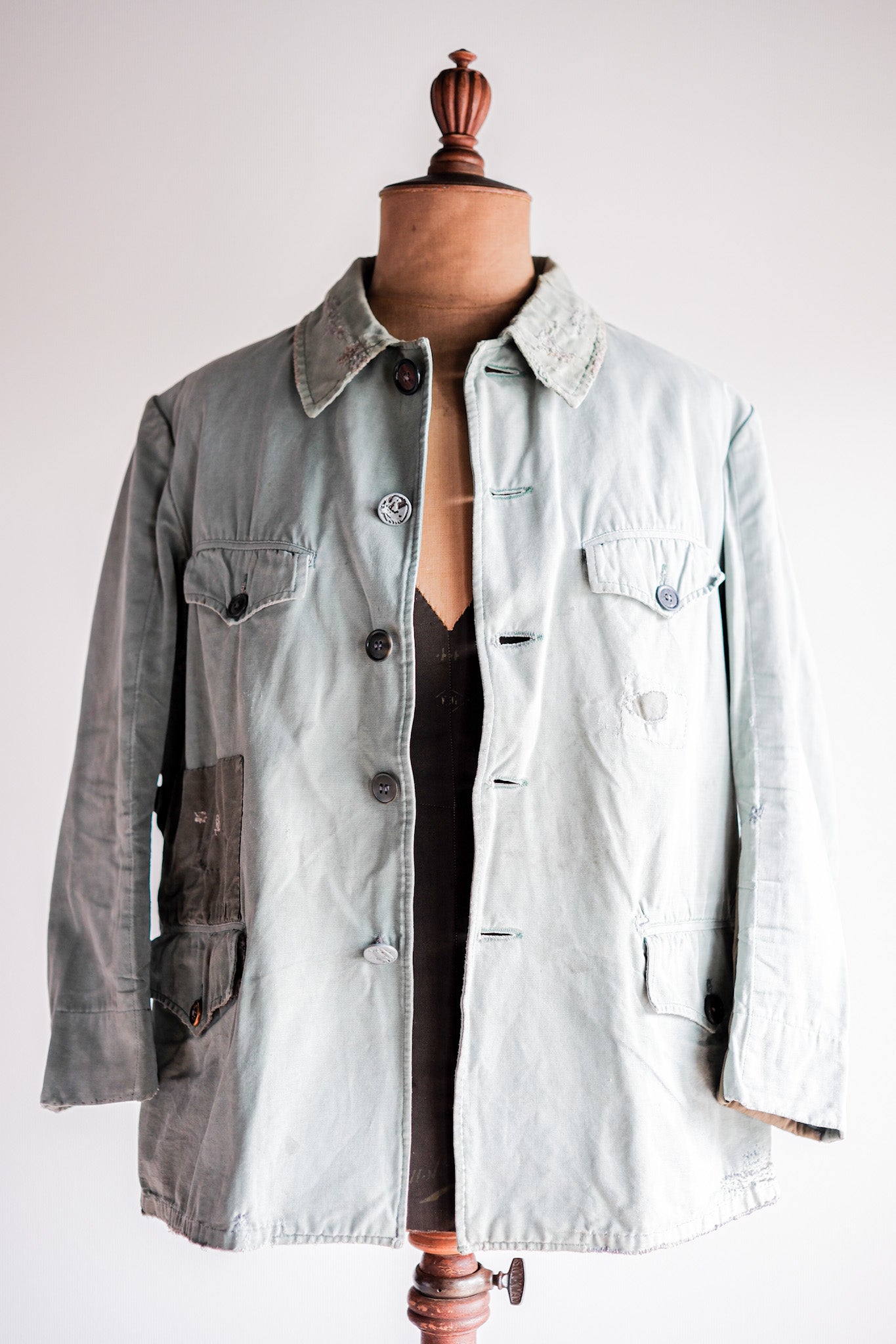 【~50's】French Vintage Green Cotton Canvas Hunting Jacket With Chin Strap "Patchwork"