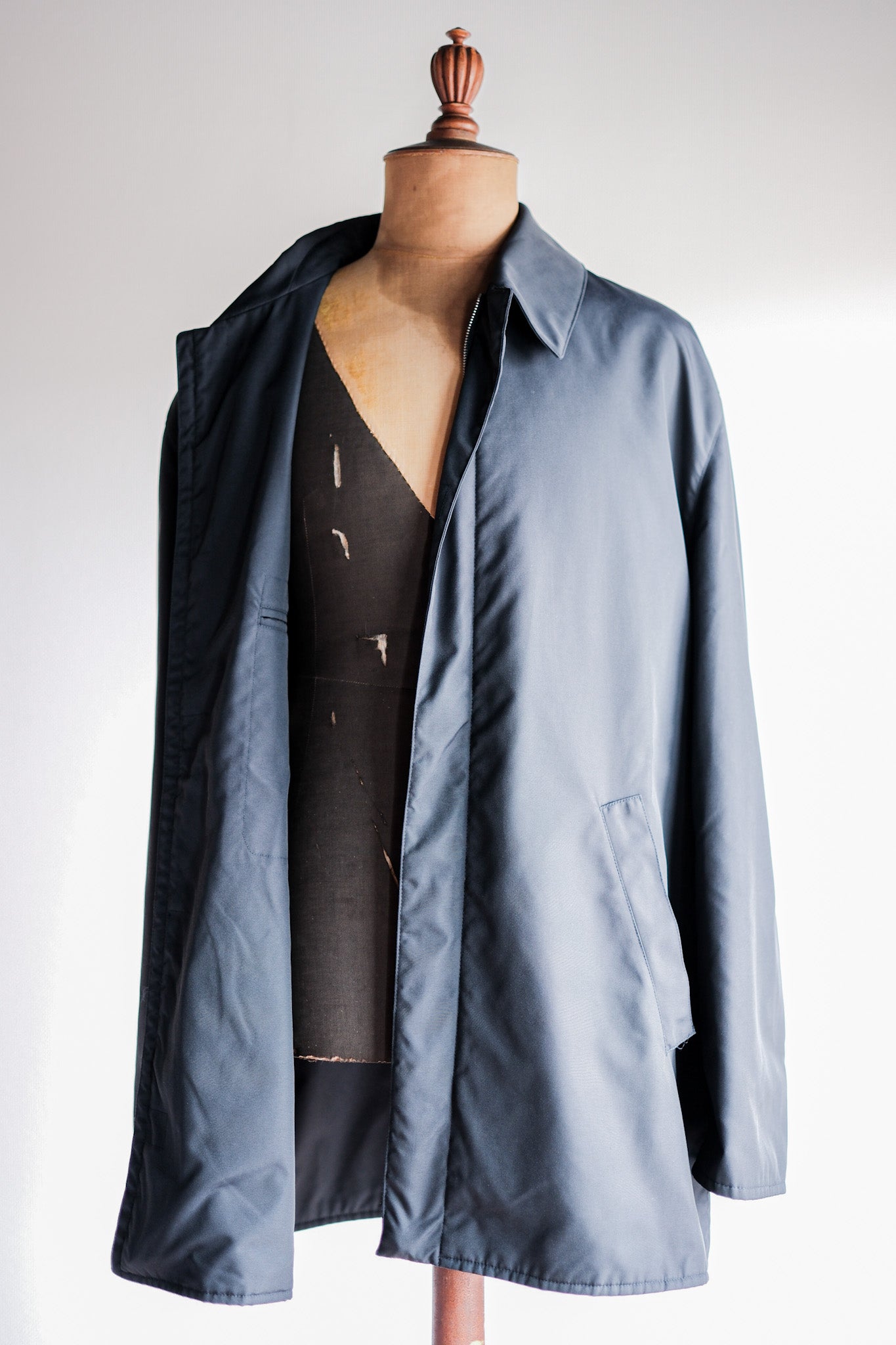 【~90's】Old Hermès Paris Navy Polyamide Harf Coat Size.56