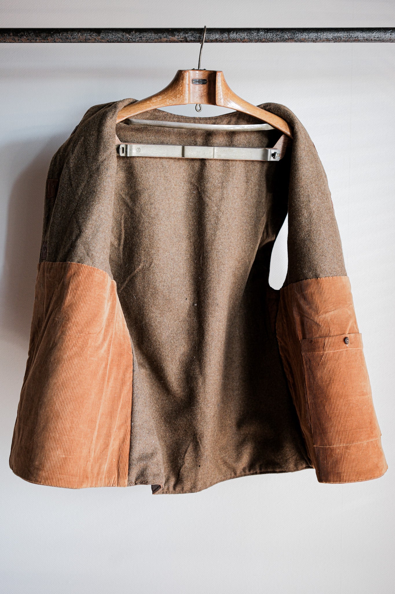【~40's】British Army Jerkin Leather Vest "Modified"