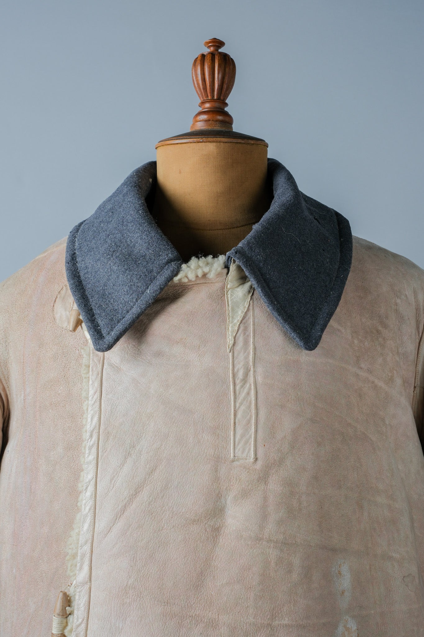 【~40's】WWⅡ German Army Sheepskin Fur Lined Winter Greatcoat "Wehrmacht"