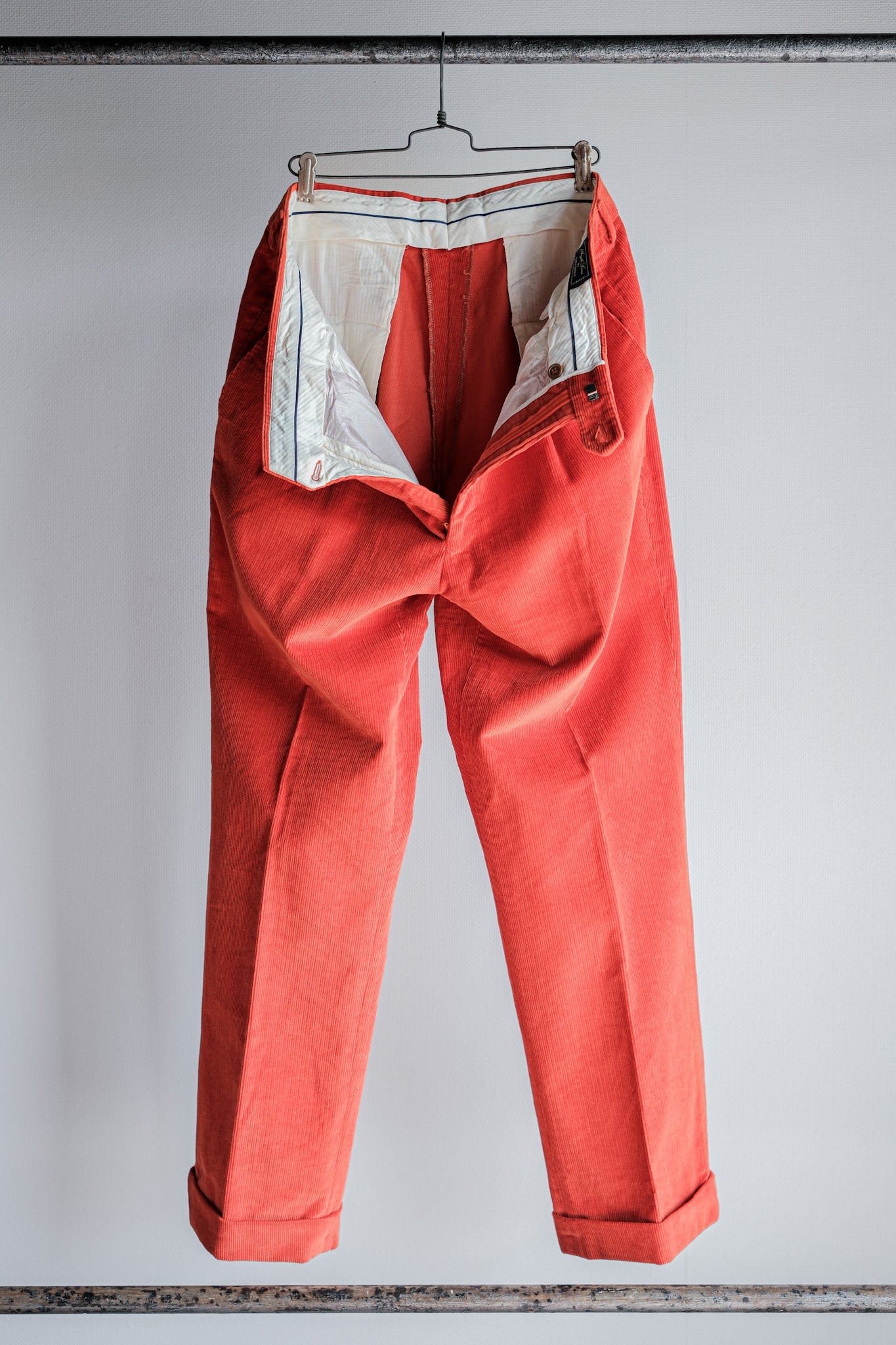 【~90's】Italian Vintage 2 Tuck Turn Up Corduroy Trousers Size.50