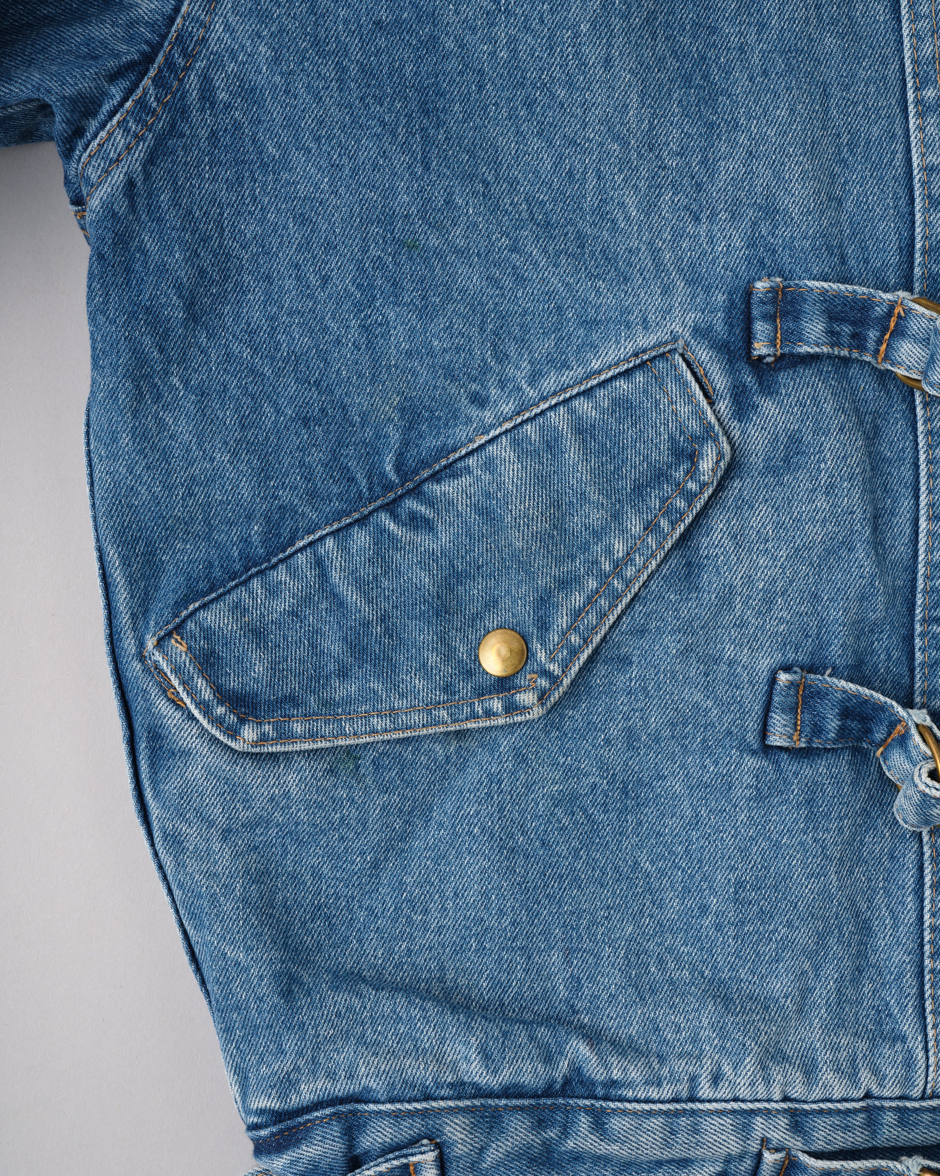 【~80’s】Italian Vintage D-ring Strap Front Design Denim Blouson Size.44