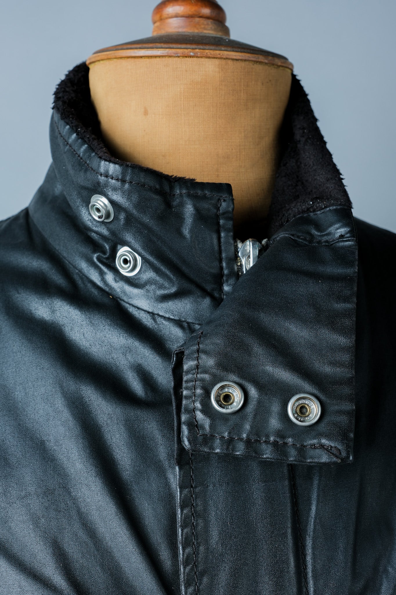【~90’s】Old ARMANI JEANS Black Cotton Resina Belted Jacket Size.54