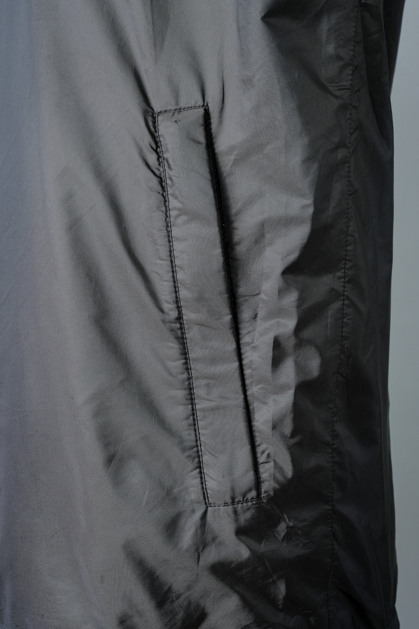 【~2010's】Old PRADA LINEA ROSSA Nylon Reversible Zip Up Jacket Size.48 "PRADA SPORT"