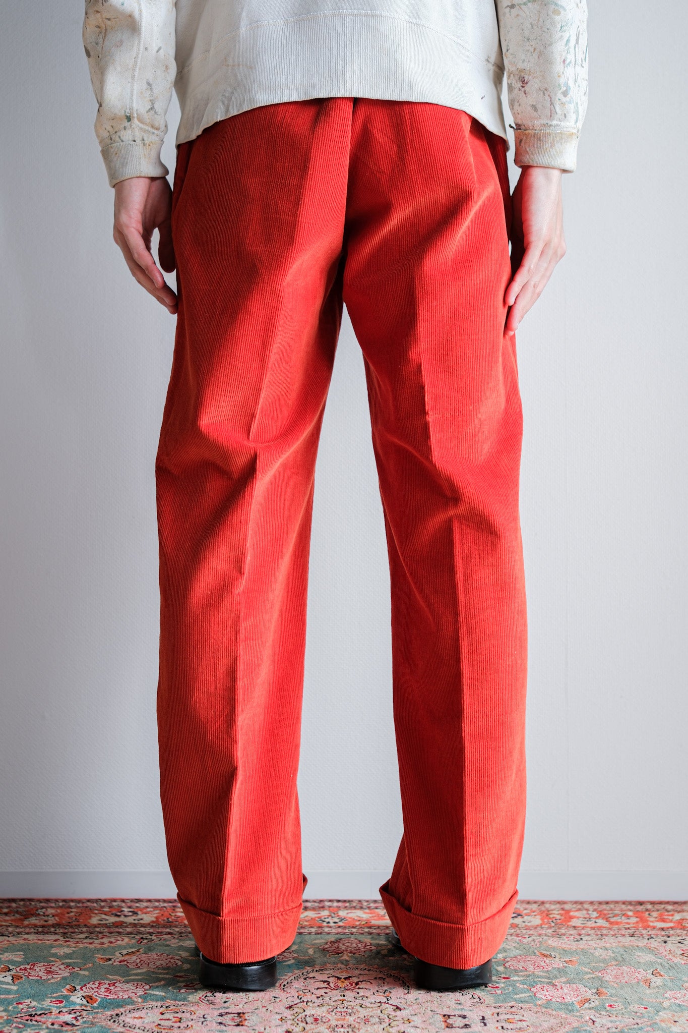 【~90's】Italian Vintage 2 Tuck Turn Up Corduroy Trousers Size.50