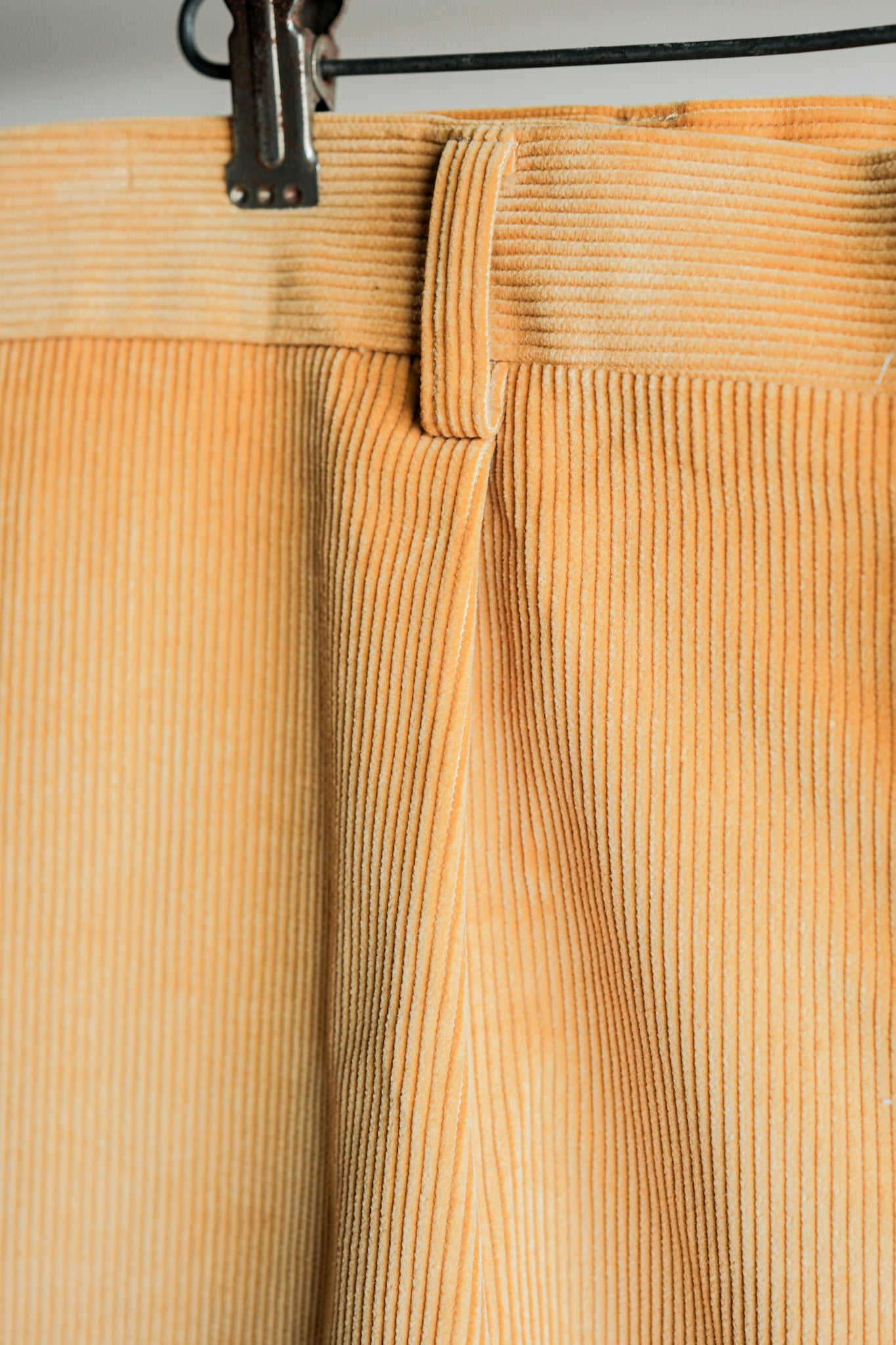 【~00's】Old ARNYS PARIS In Tuck Turn Up Corduroy Trousers Size.44