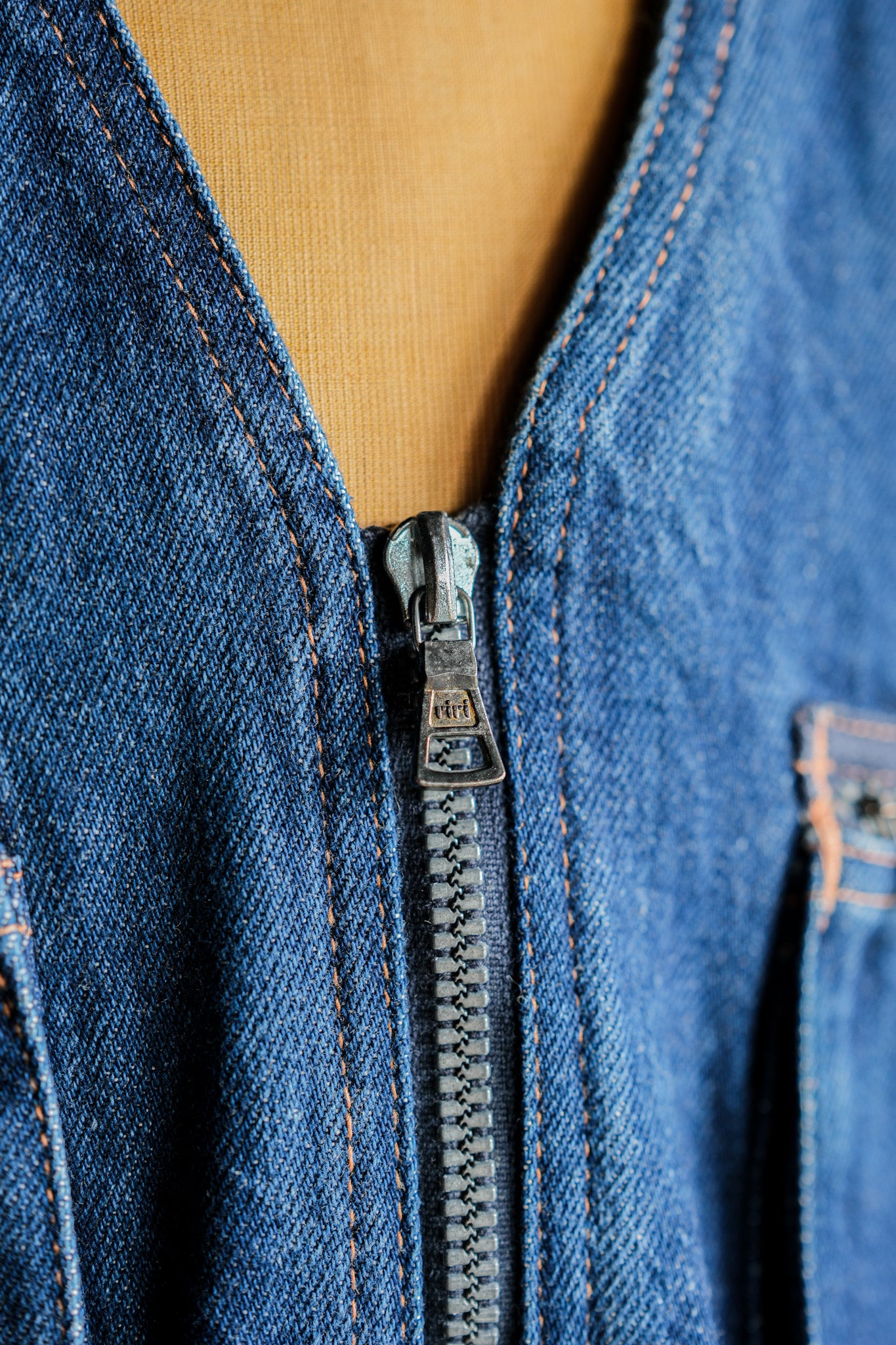 【~80's】Old EMPORIO ARMANI Denim Vest