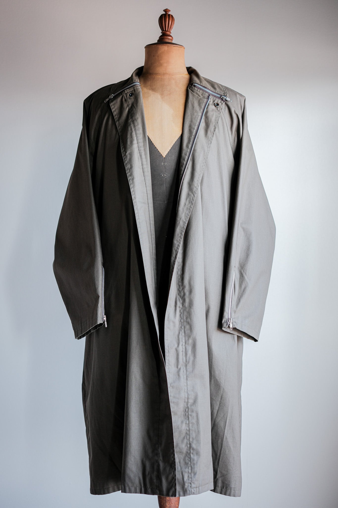 【~80's】Old Yves Saint Laurent Raglan Sleeve Coat With Liner Size.54