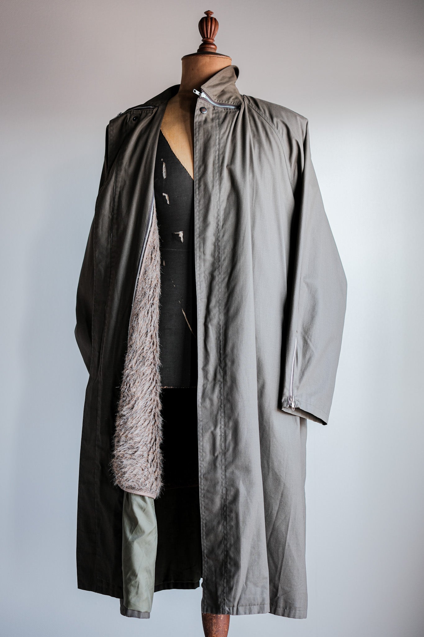 【~80's】Old Yves Saint Laurent Raglan Sleeve Coat With Liner Size.54