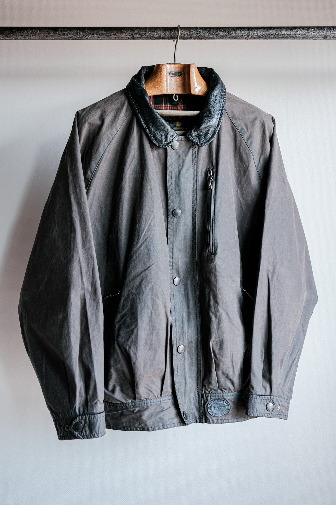 【~90's】Vintage Barbour "WAX COTTON BLOUSON" 3 Crest Size.LARGE