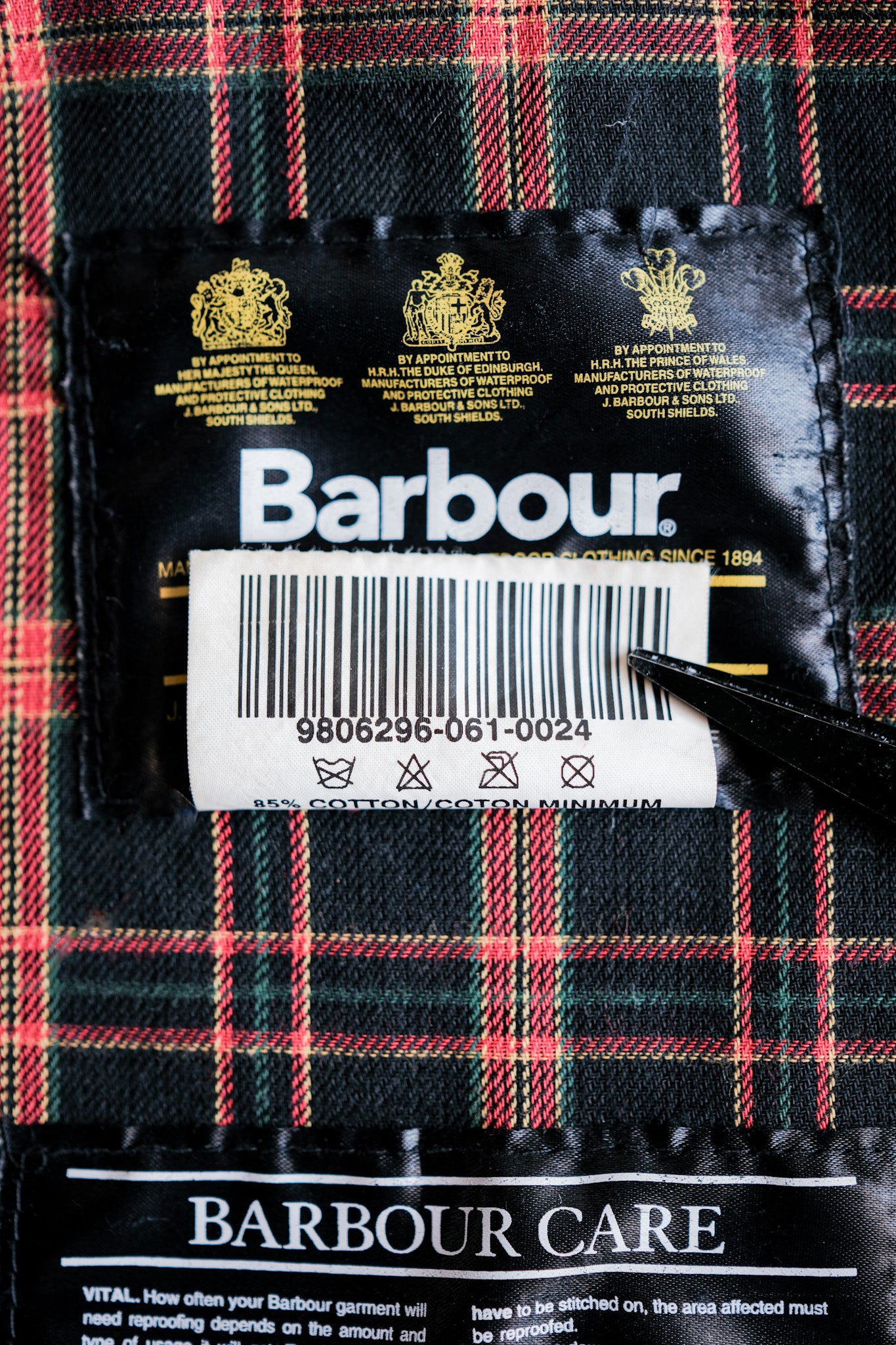 【~90's】Vintage Barbour "WAX COTTON BLOUSON" 3 Crest Size.LARGE