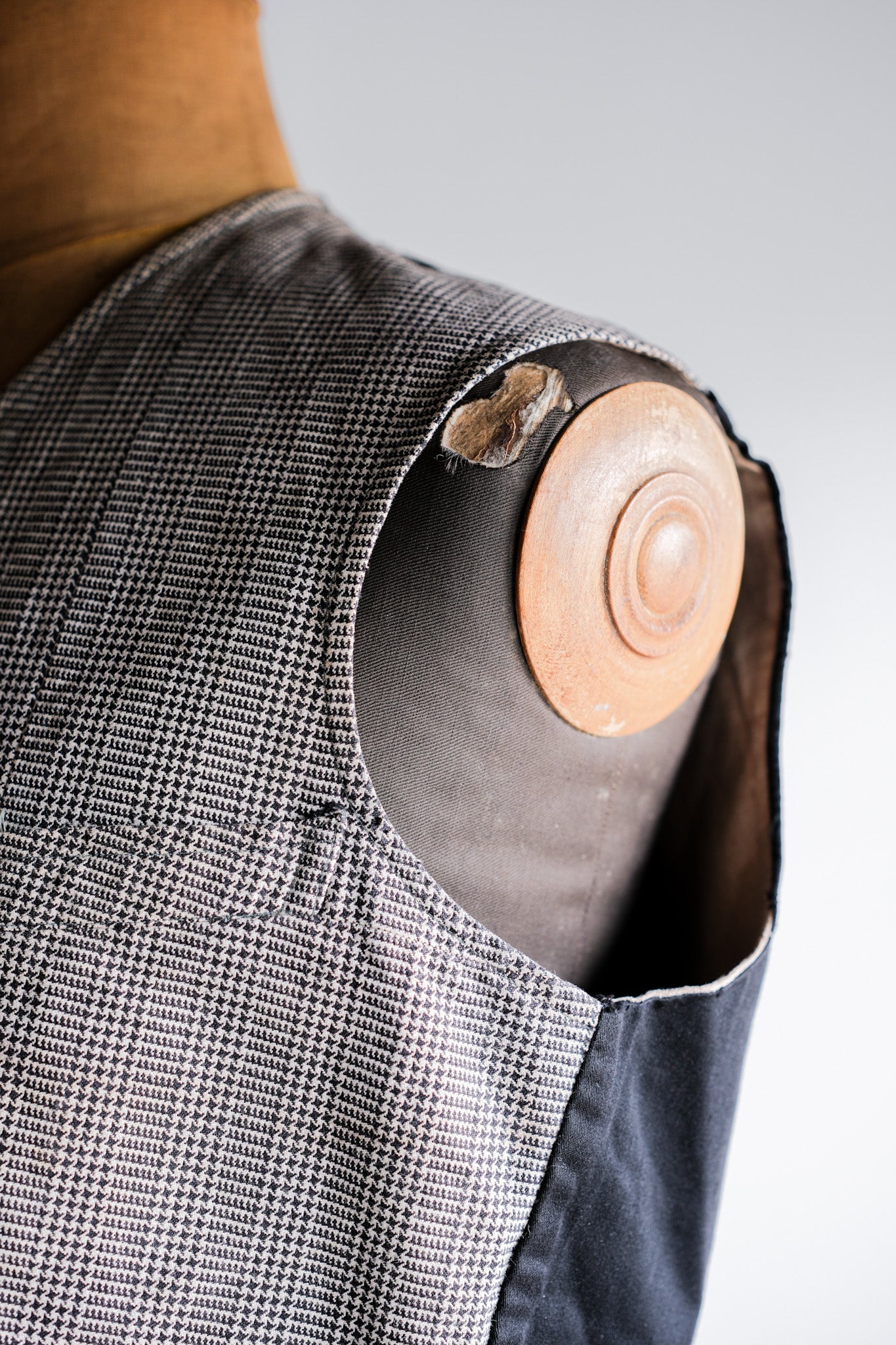 【~30's】French Vintage Houndstooth Cotton Work Gilet "Unusual Fabric"