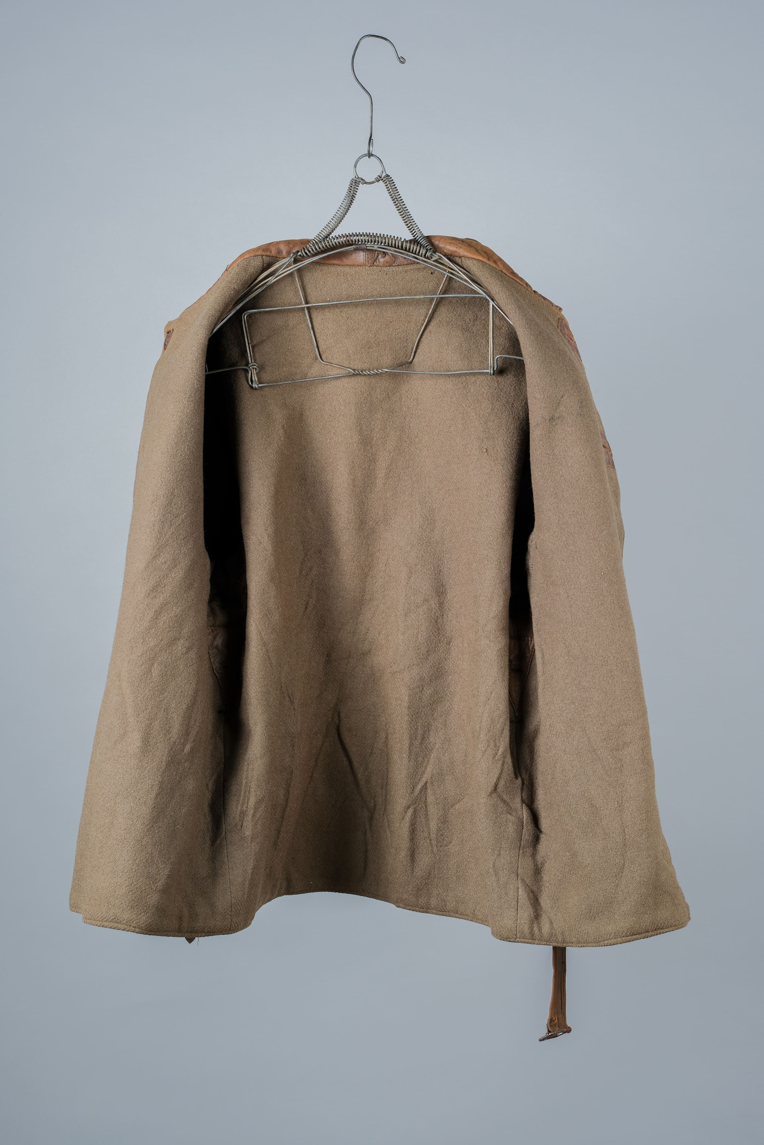 【~40's】British Army Jerkin Leather Jacket "Modified"