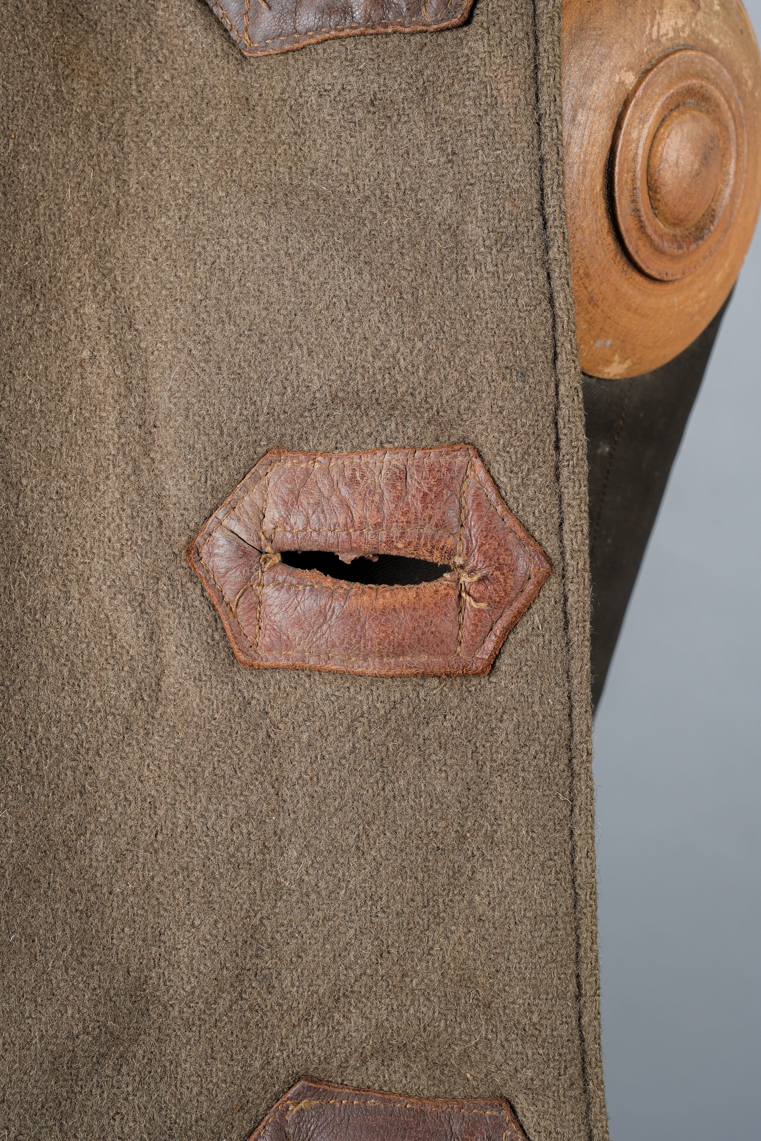 【~40's】British Army Jerkin Leather Jacket "Modified"