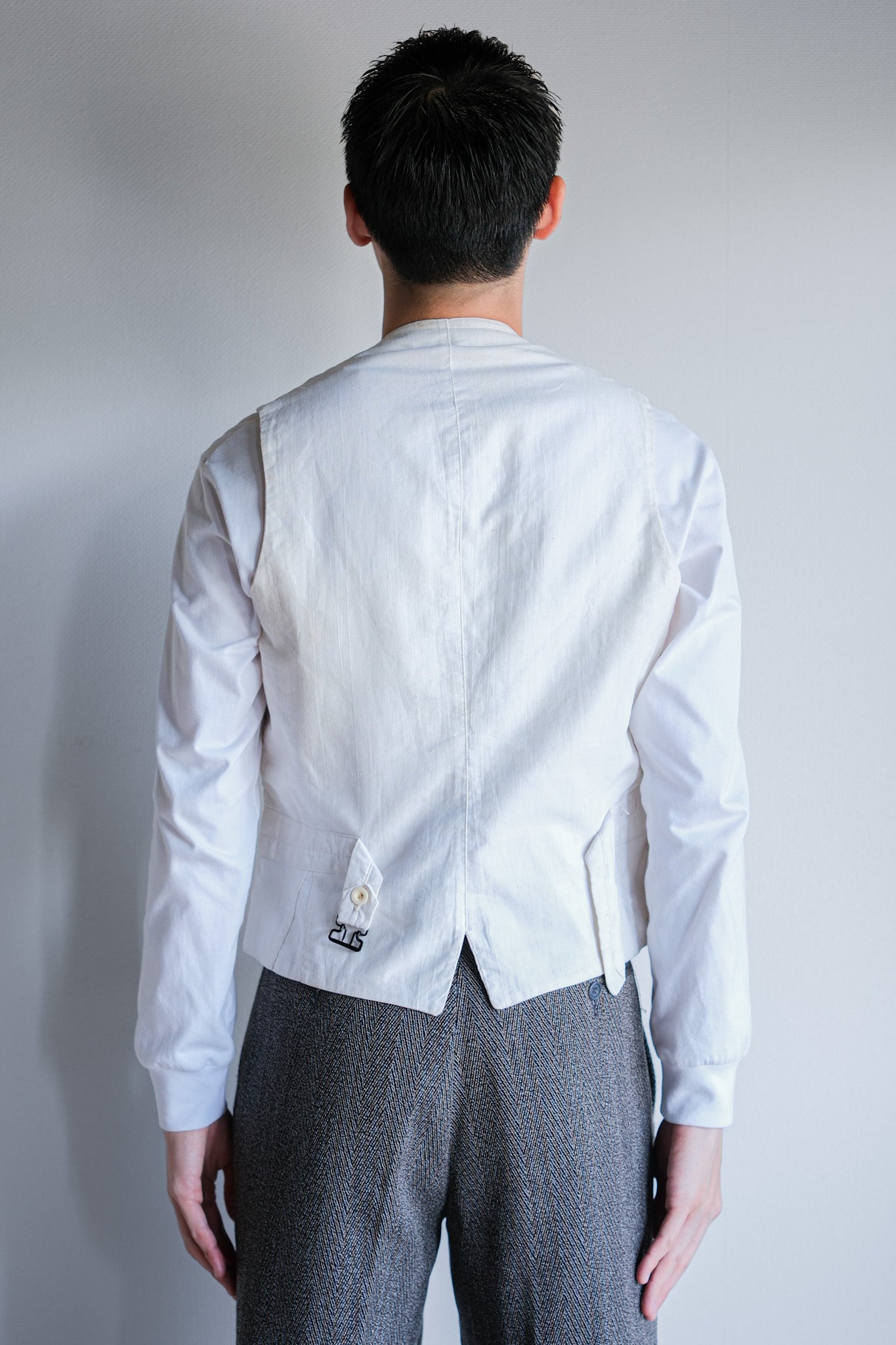 【~30's】French Vintage White Cotton Work Gilet "Unusual Fabric"