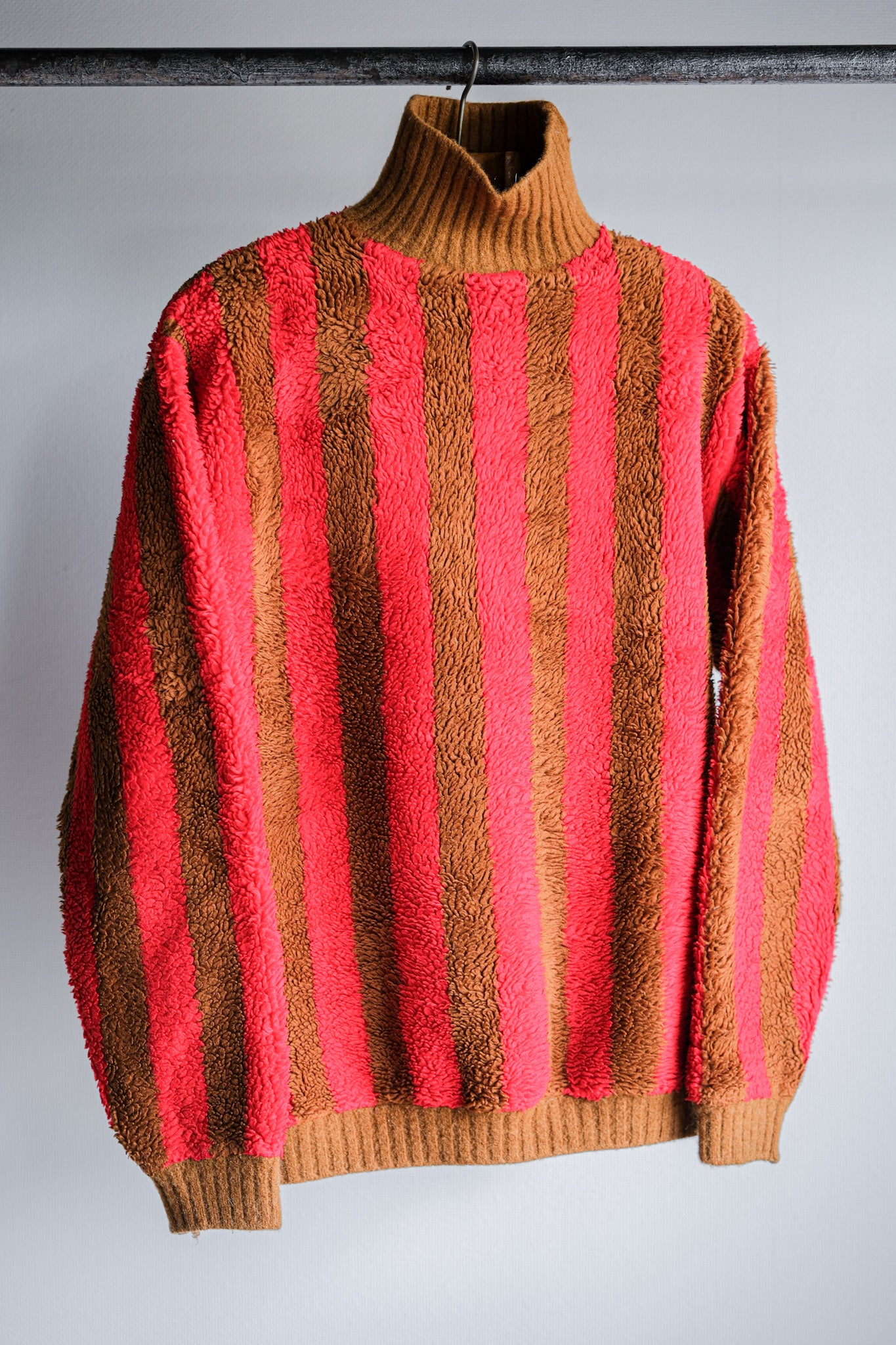 【~60's】British Vintage 2 Tone Striped High Necked Sweater
