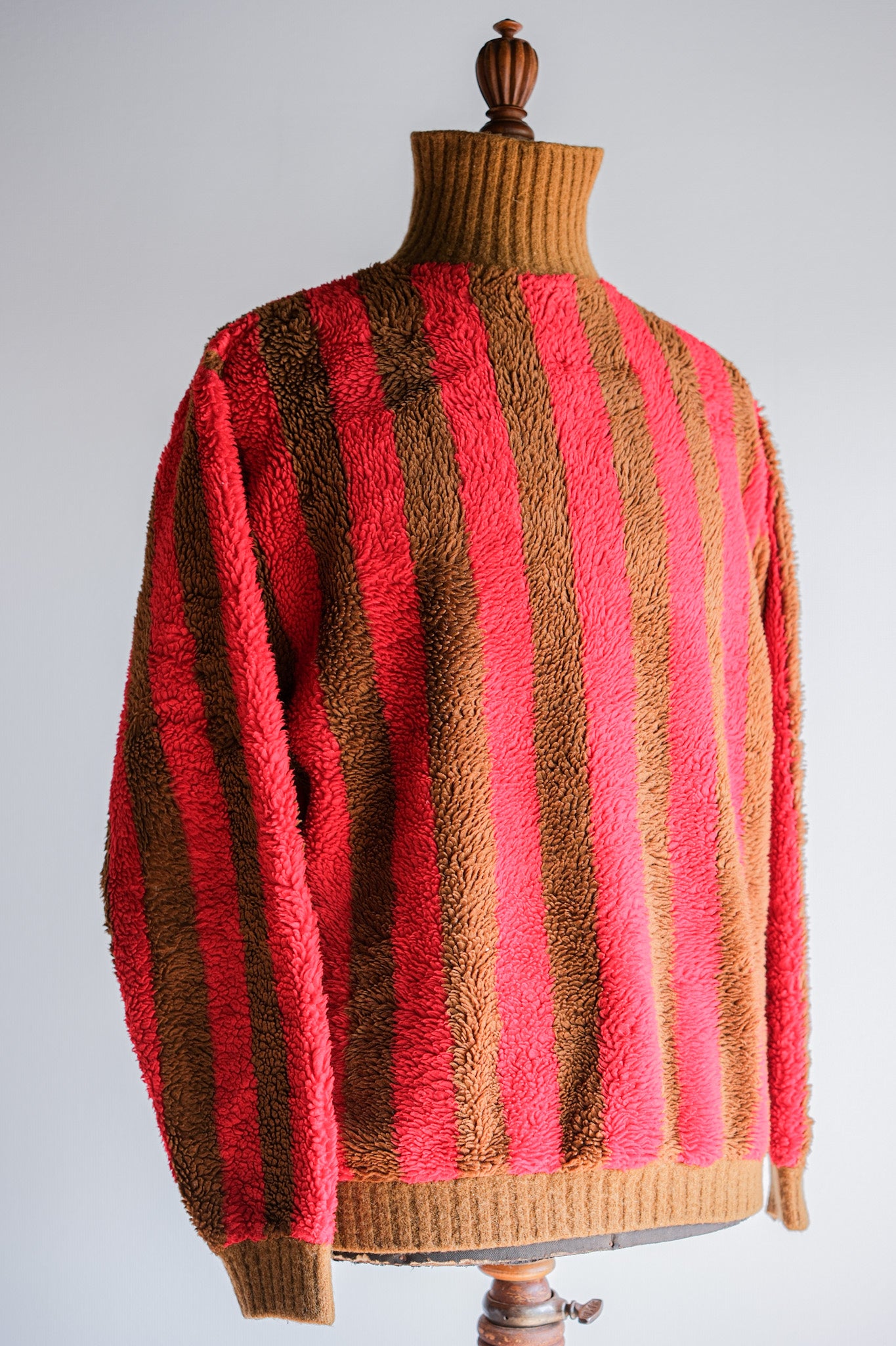 【~60's】British Vintage 2 Tone Striped High Necked Sweater