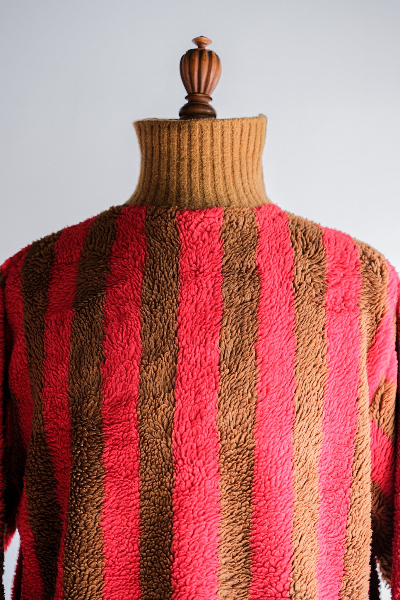【~60's】British Vintage 2 Tone Striped High Necked Sweater