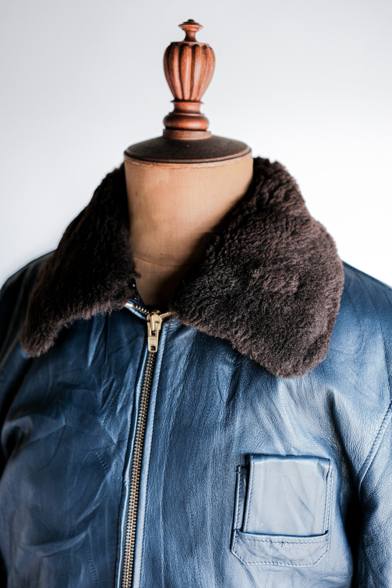 【~70's】French Air Force Pilot Leather Jacket With Chin Strap Size.96L "Full Set"