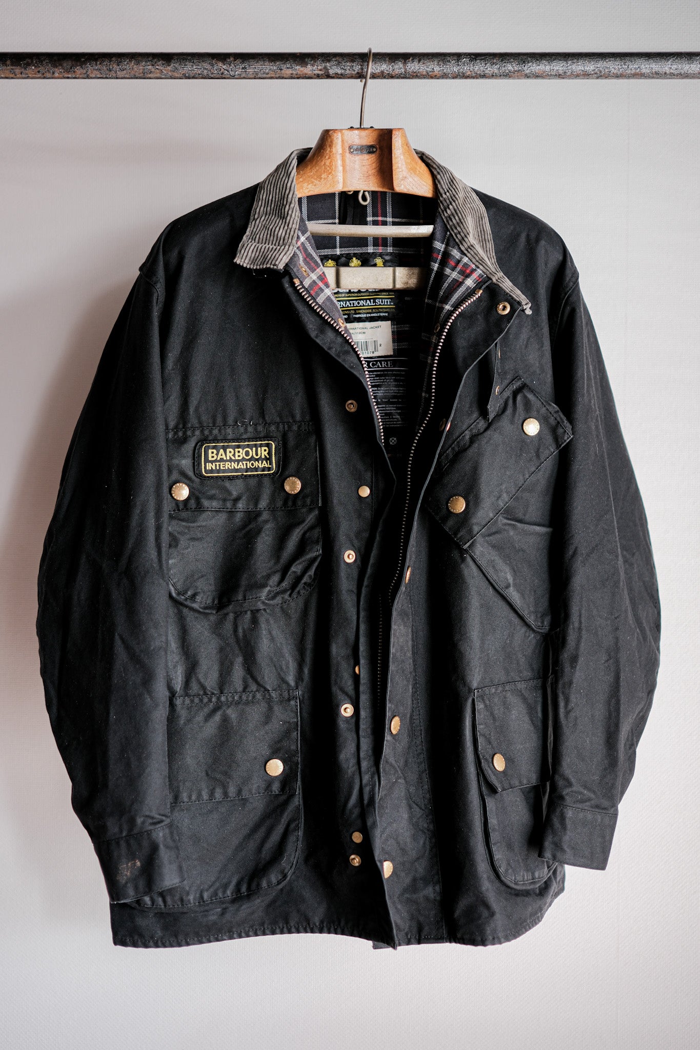 【~90's】Vintage Barbour "INTERNATIONAL SUIT" 3 Crest Size.44