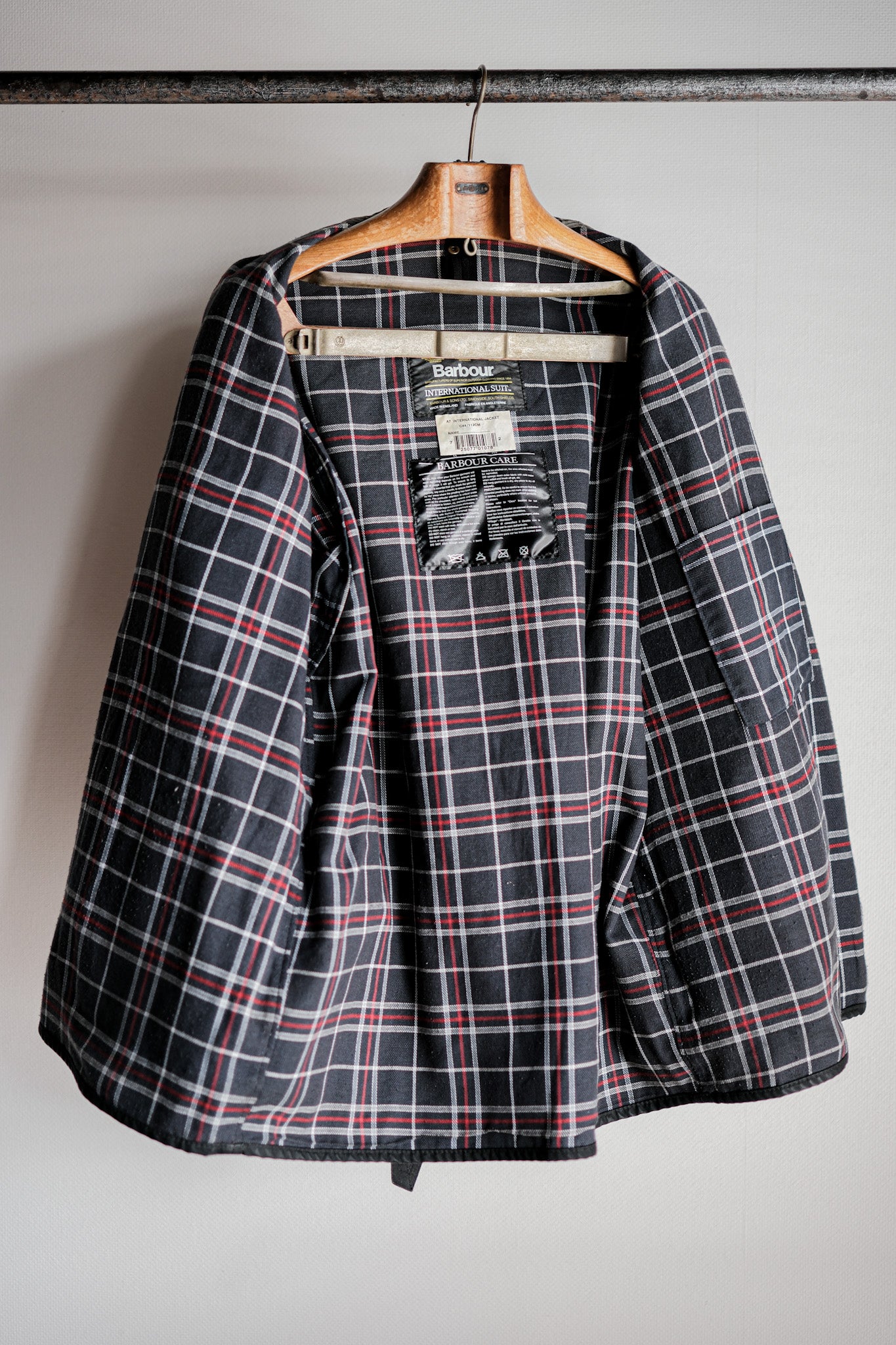 【~90's】Vintage Barbour "INTERNATIONAL SUIT" 3 Crest Size.44