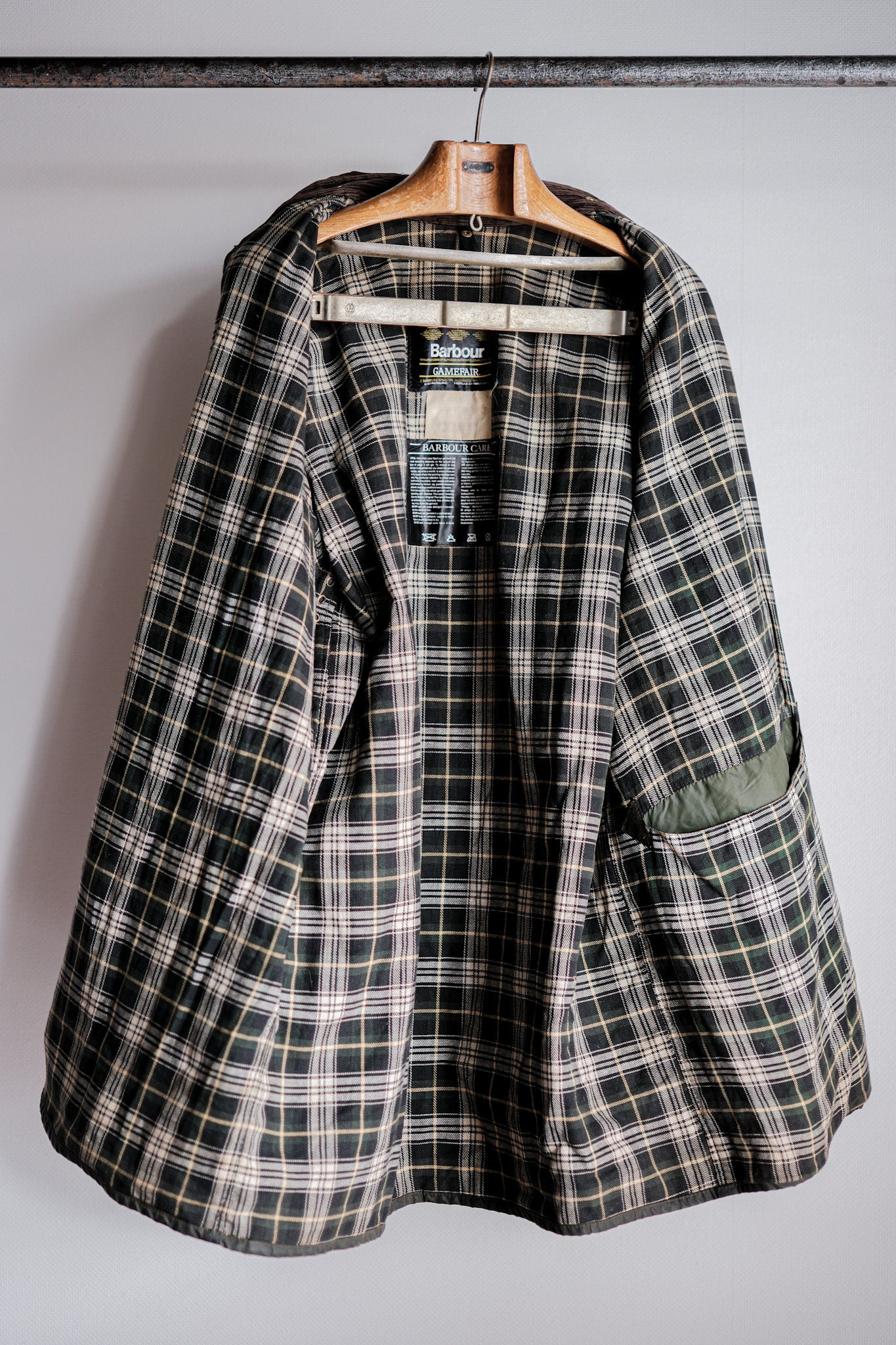 【~90’s】Vintage Barbour "GAMEFAIR" 3 Crest Size.42