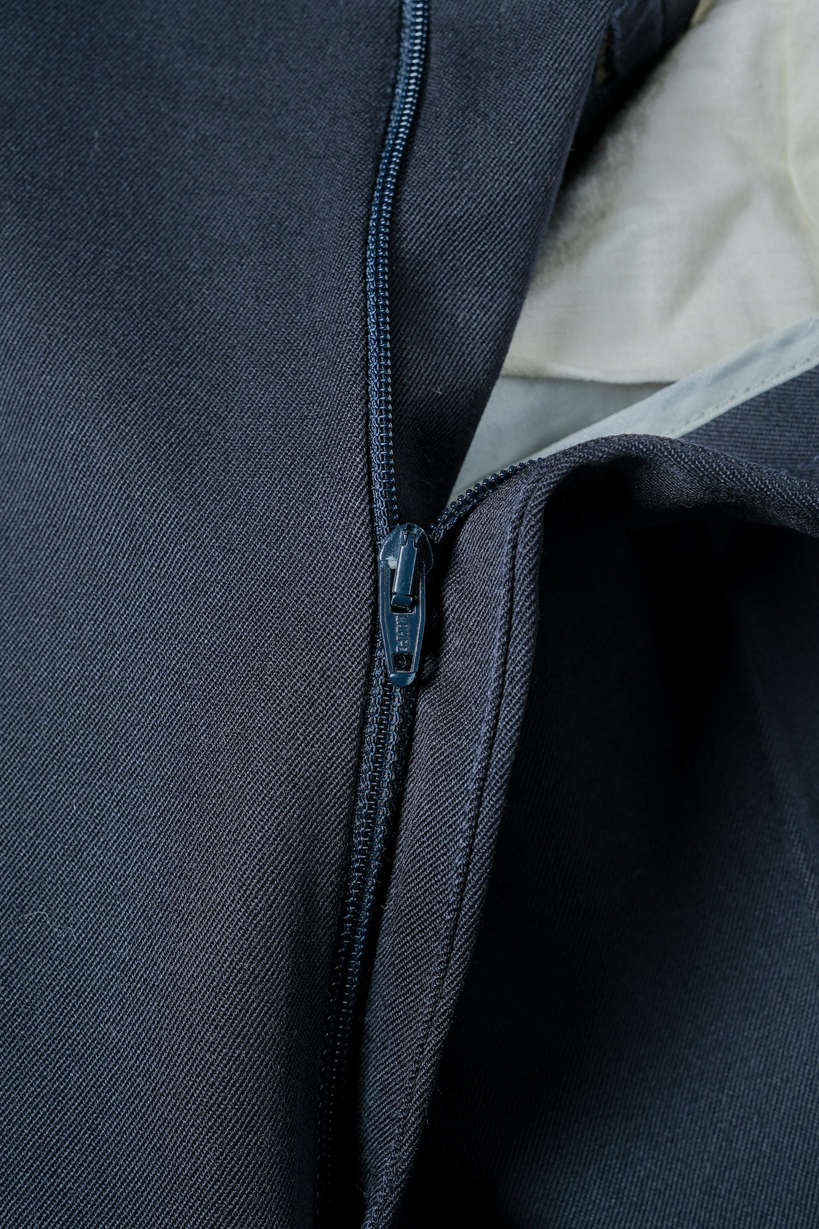 【~90's】Italian Vintage 1 Tuck Wool Gabardine Trousers Size.50