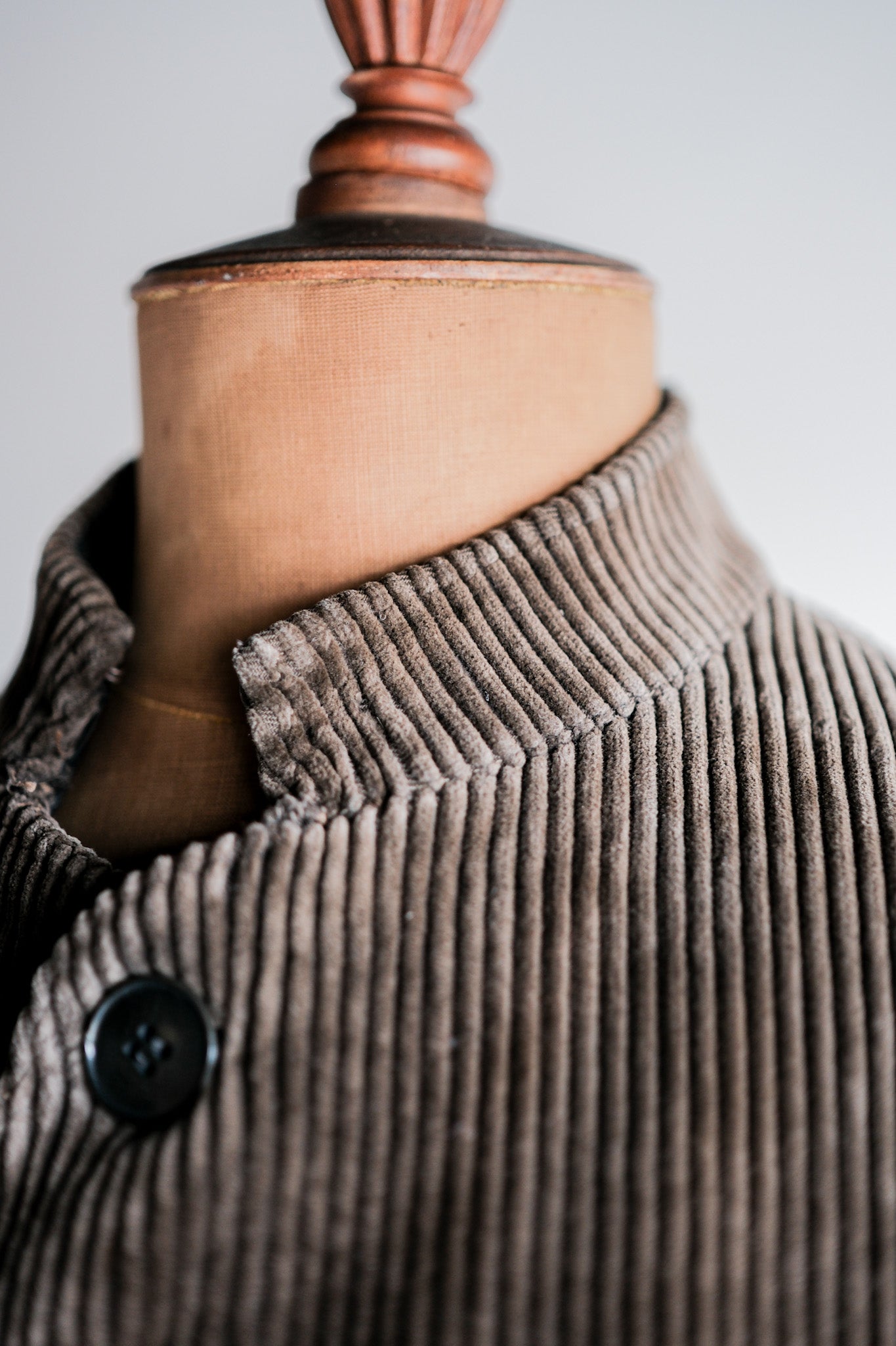 【~30’s】French Vintage Brown Corduroy Stand Collar Work Jacket "Unusual Pattern"
