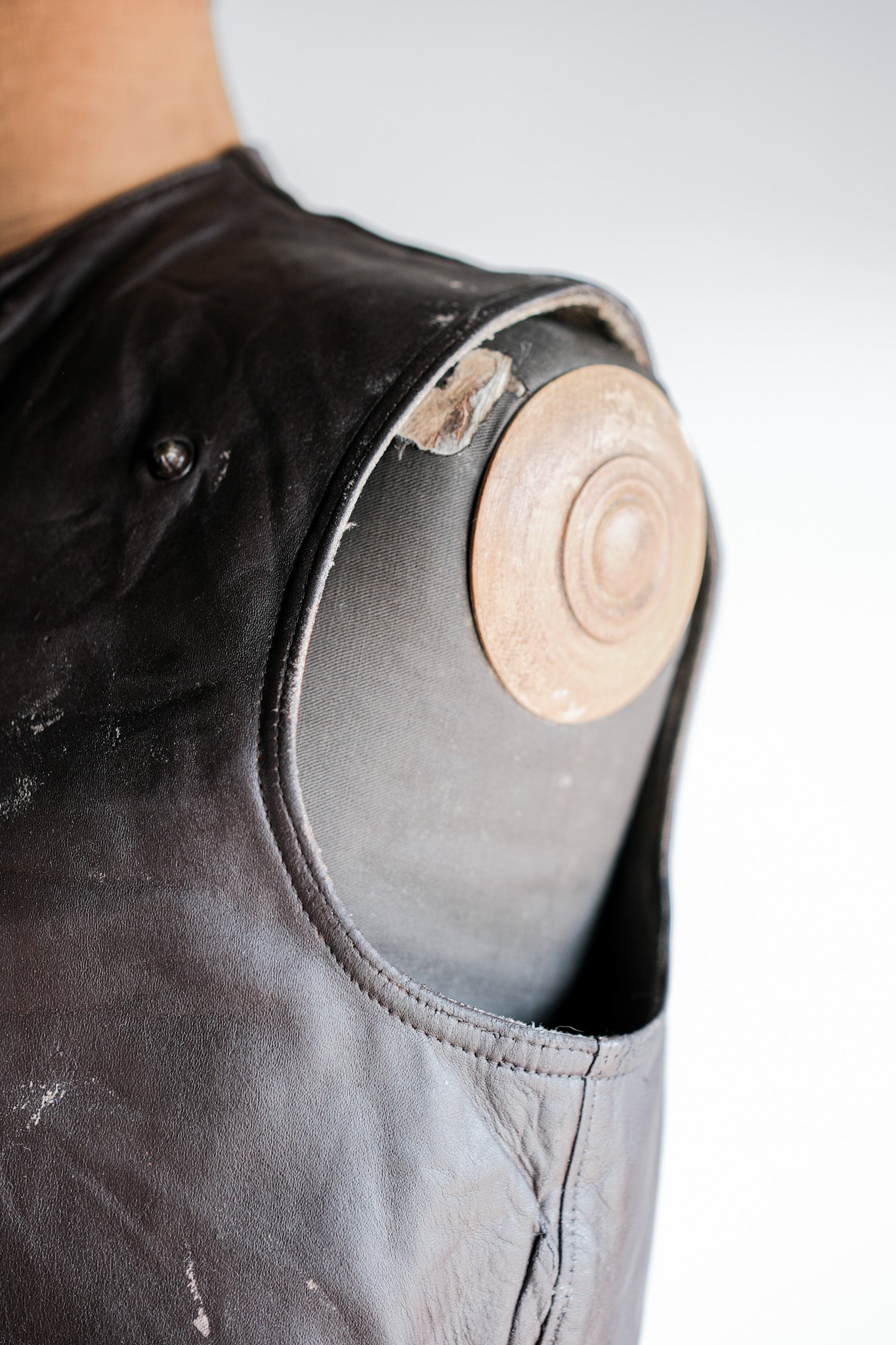 【~40's】French Army Cavalier Leather Vest "Modified"
