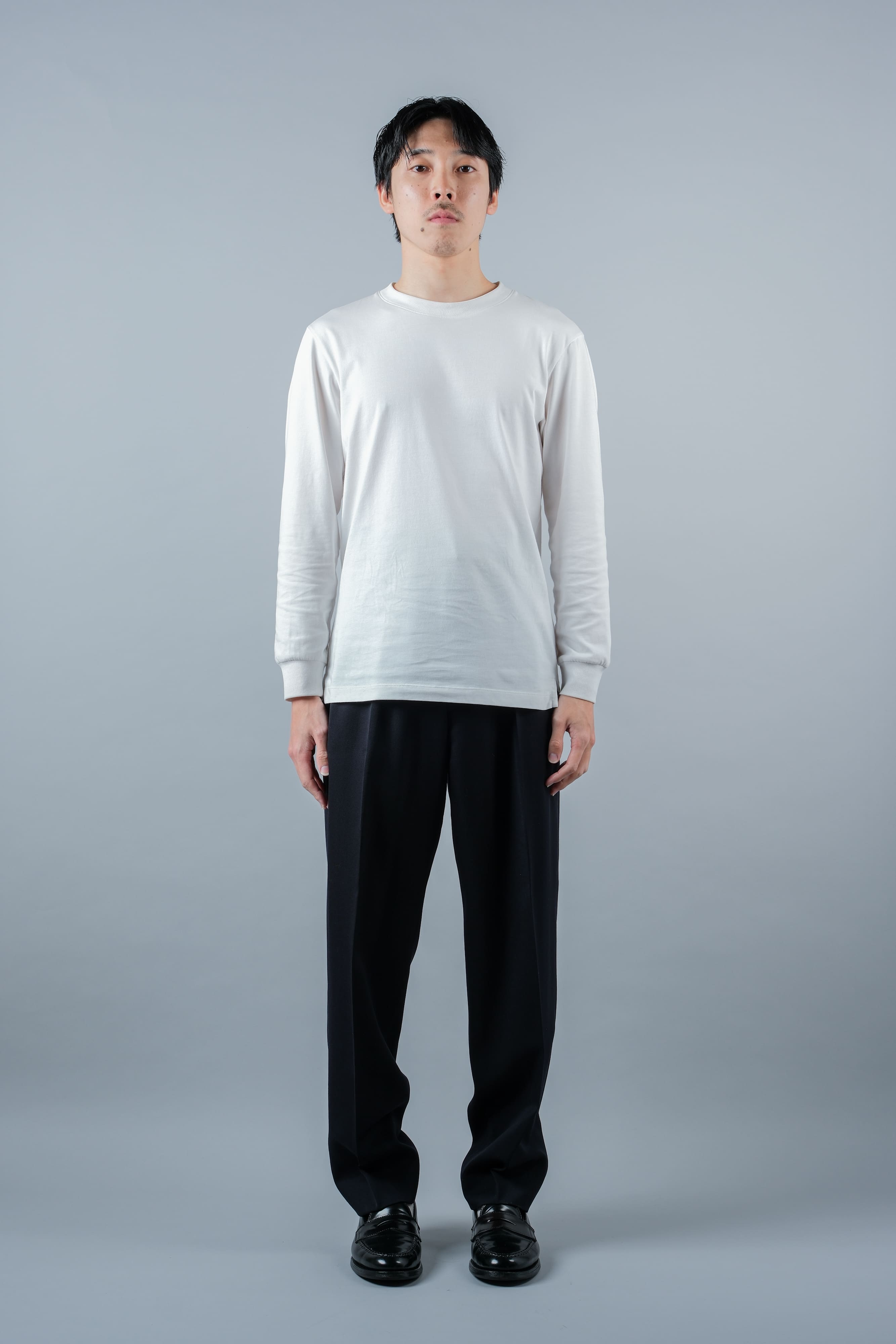 【~90's】Italian Vintage 1 Tuck Wool Gabardine Trousers Size.50