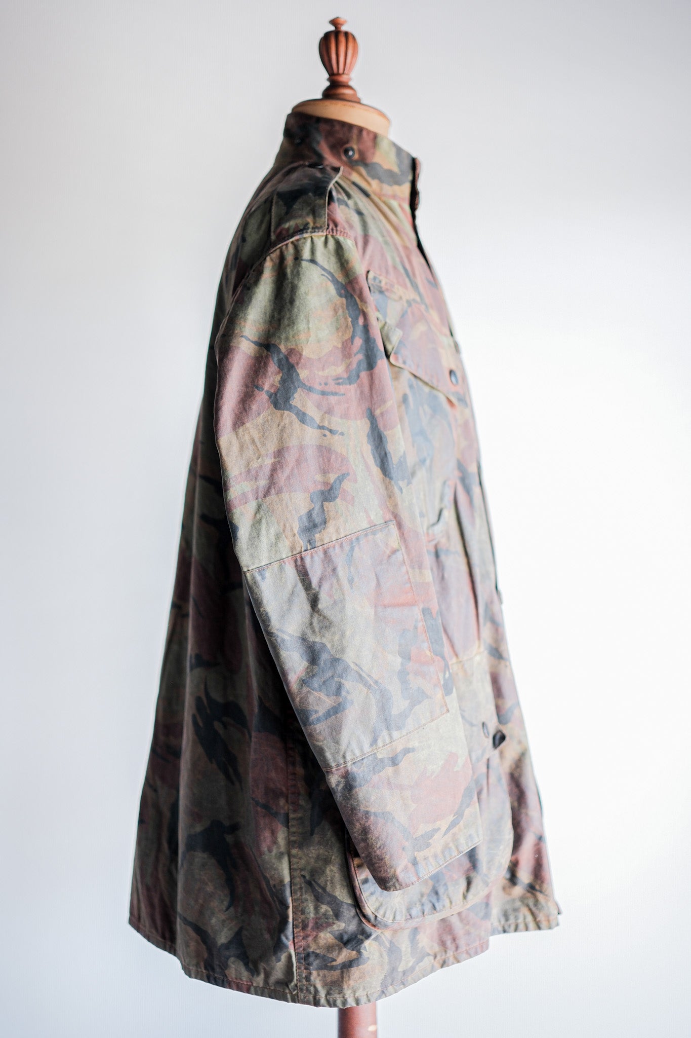 【~80's】Vintage Barbour DPM Camouflage Waxed Jacket “THE MILITARY" “2nd Model” 2 Crest Size.42